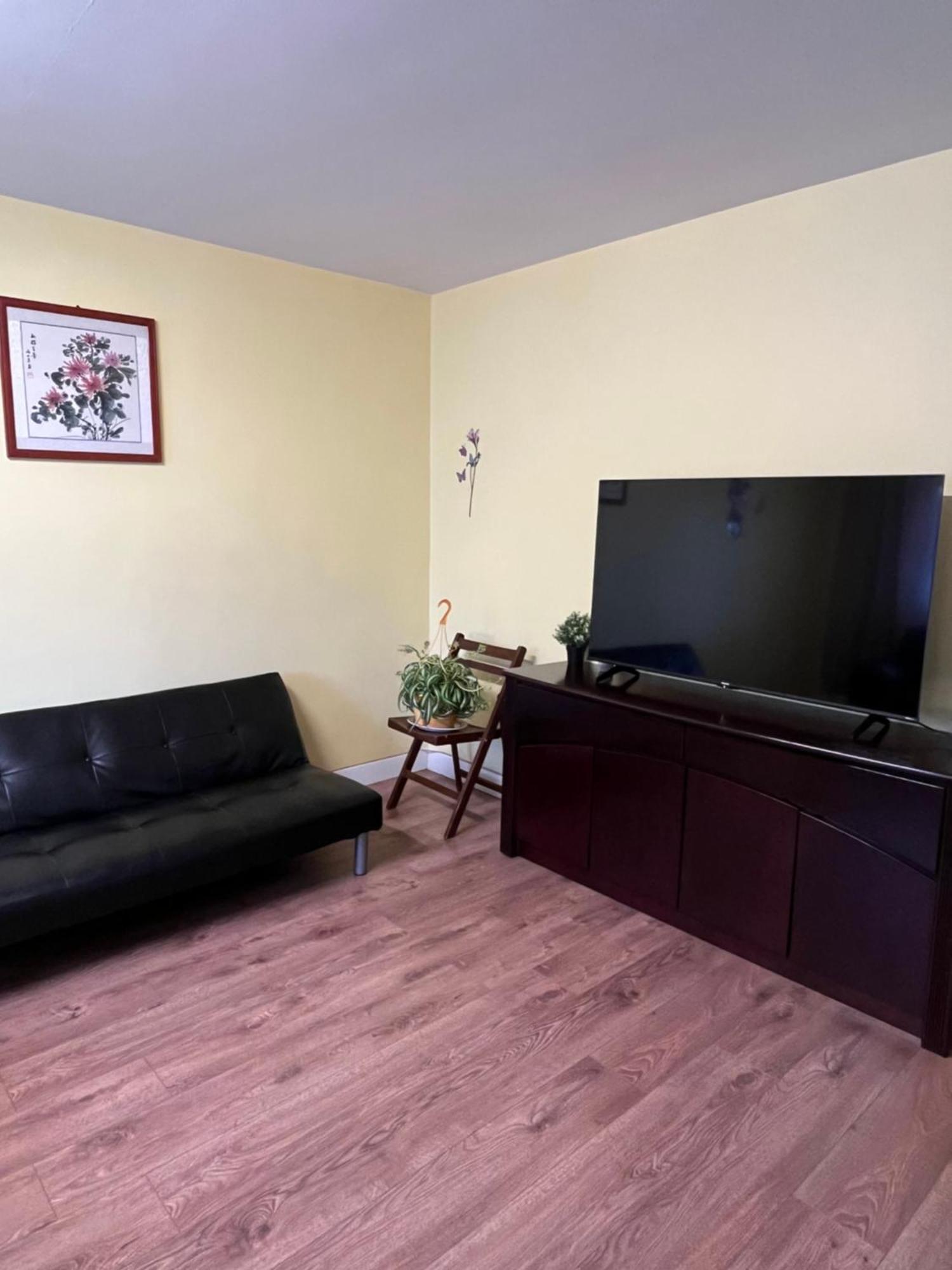 Apartment New Renovated Peaceful With Parking *