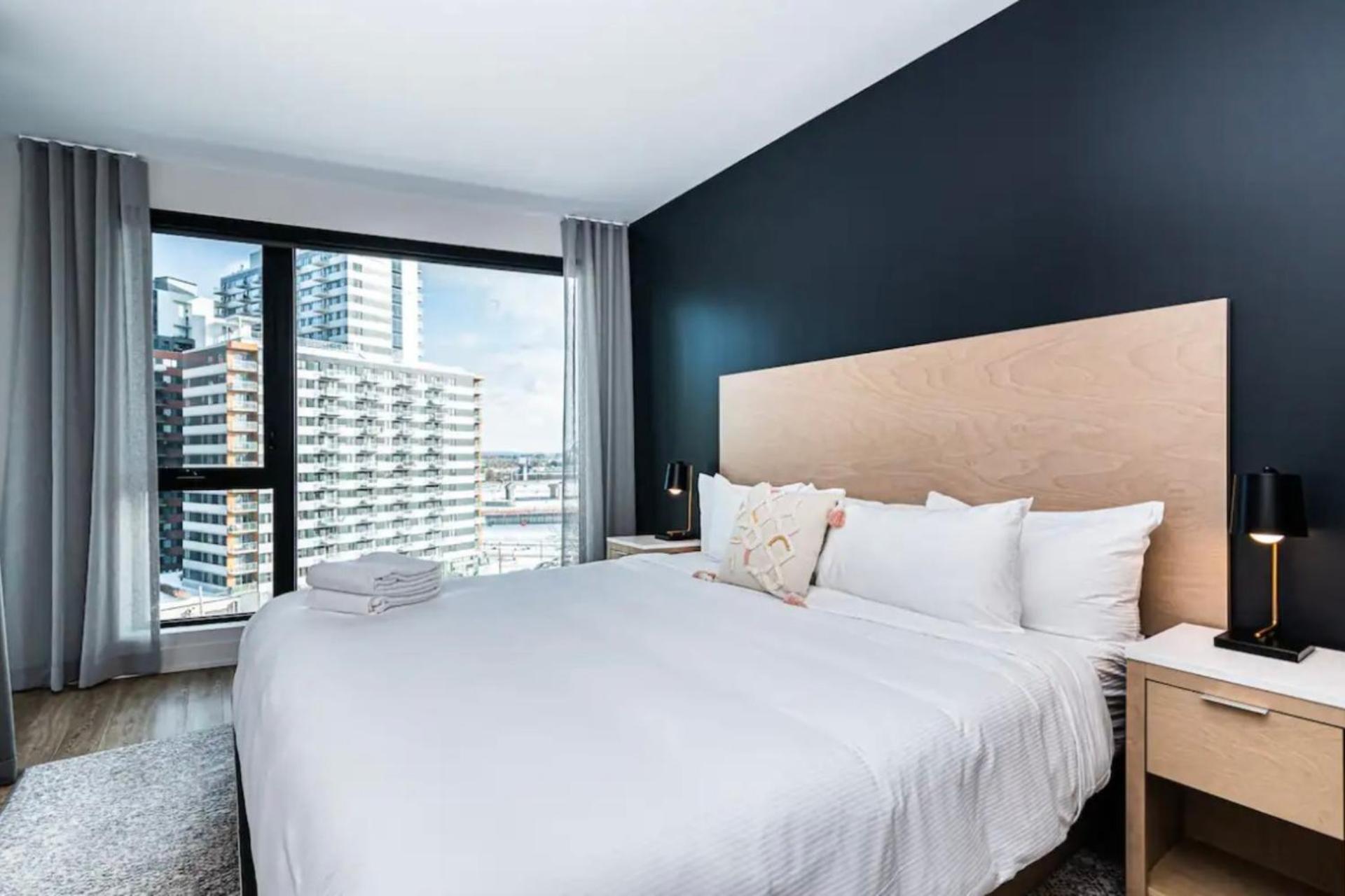 Luxurious Great View Canada Aparthotel *