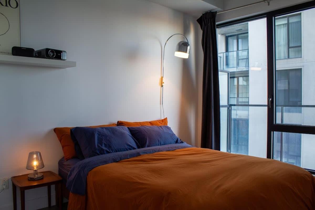 Panoramic In The Old Port Apartment Montreal