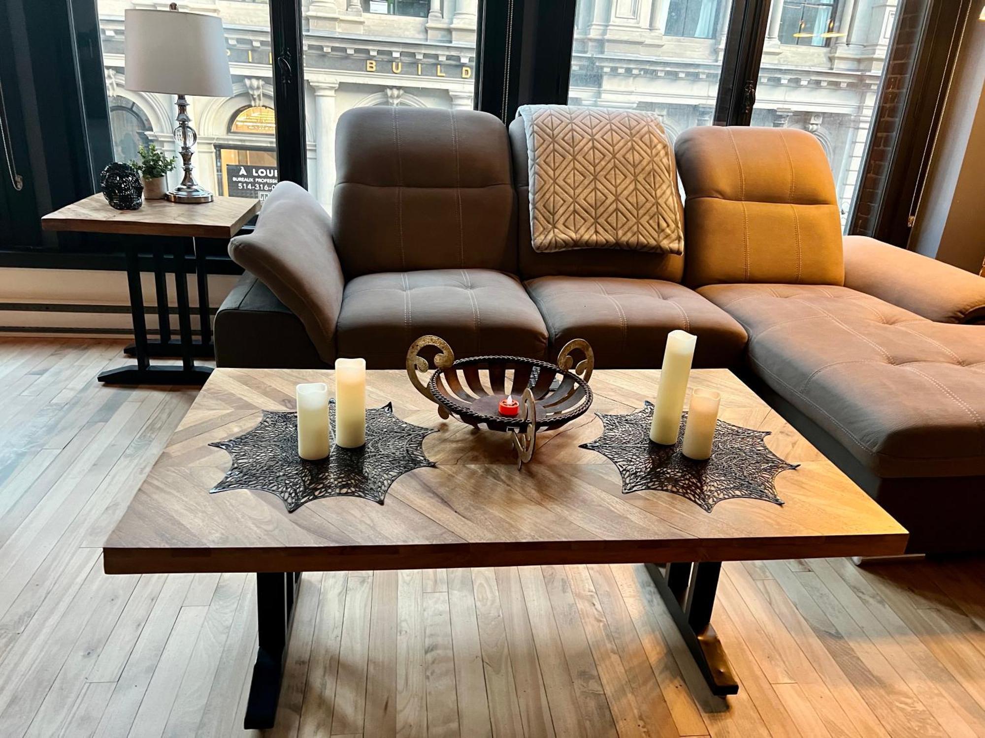 Elegant 3 Bedroom In Old Port - 201 Apartment