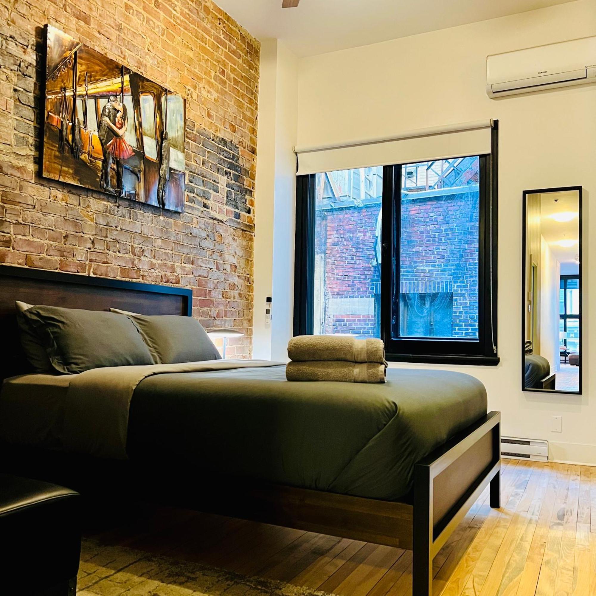 Elegant 1 Bedroom In Old Port - 202 Montreal
