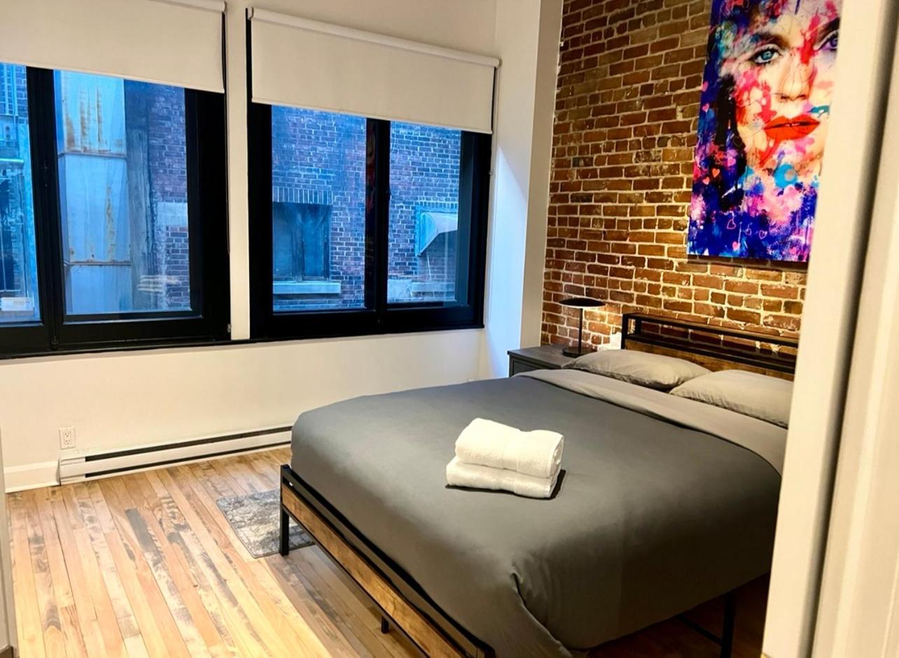 Elegant 3 Bedroom In Old Port - 201 * Montreal
