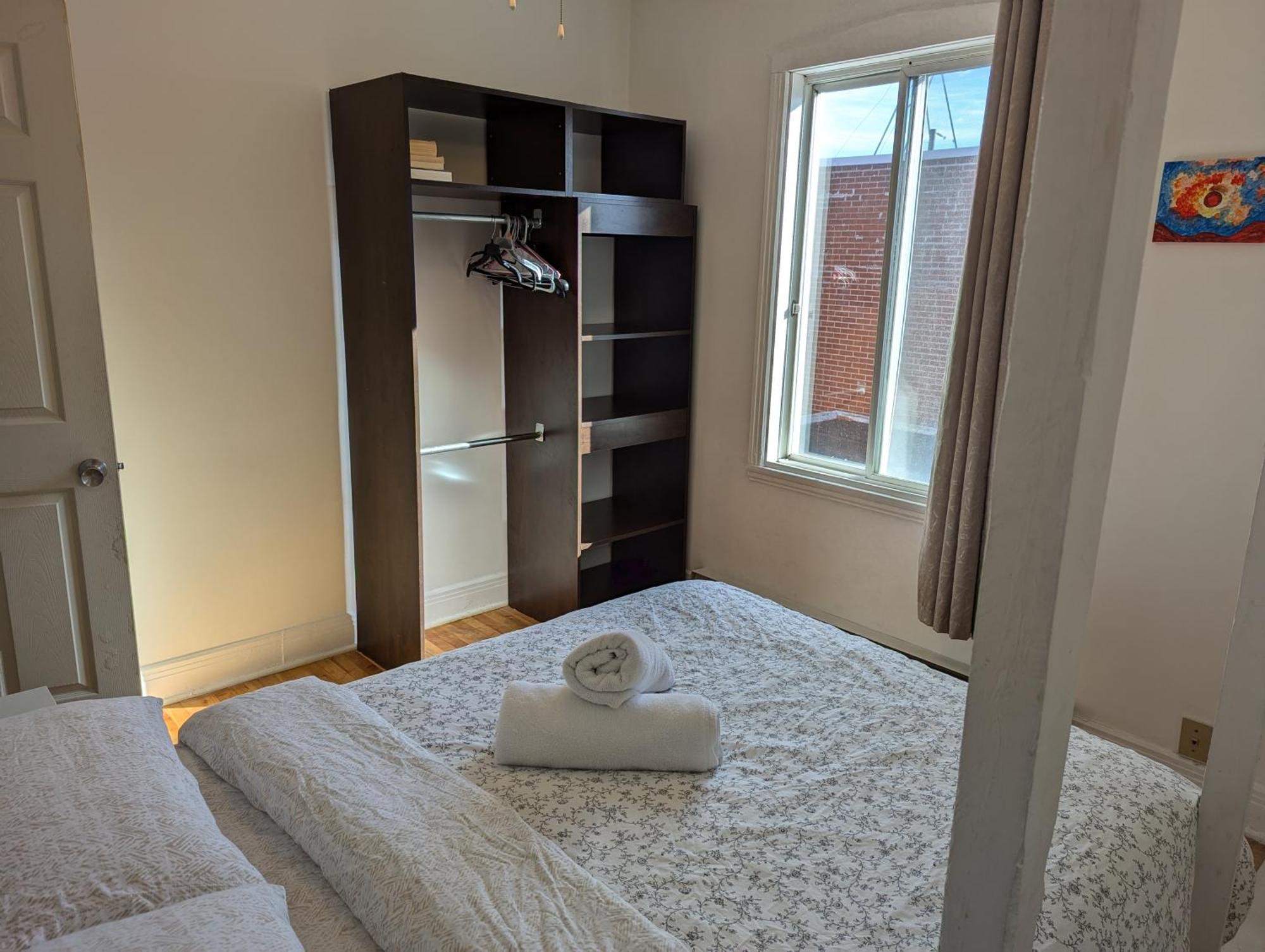 Comfy Close To Metro Monk Station With Self Check In