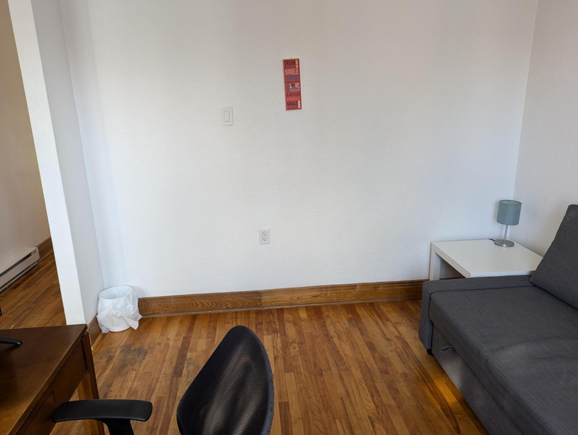 Apartment Comfy Close To Metro Monk Station With Self Check In Montreal