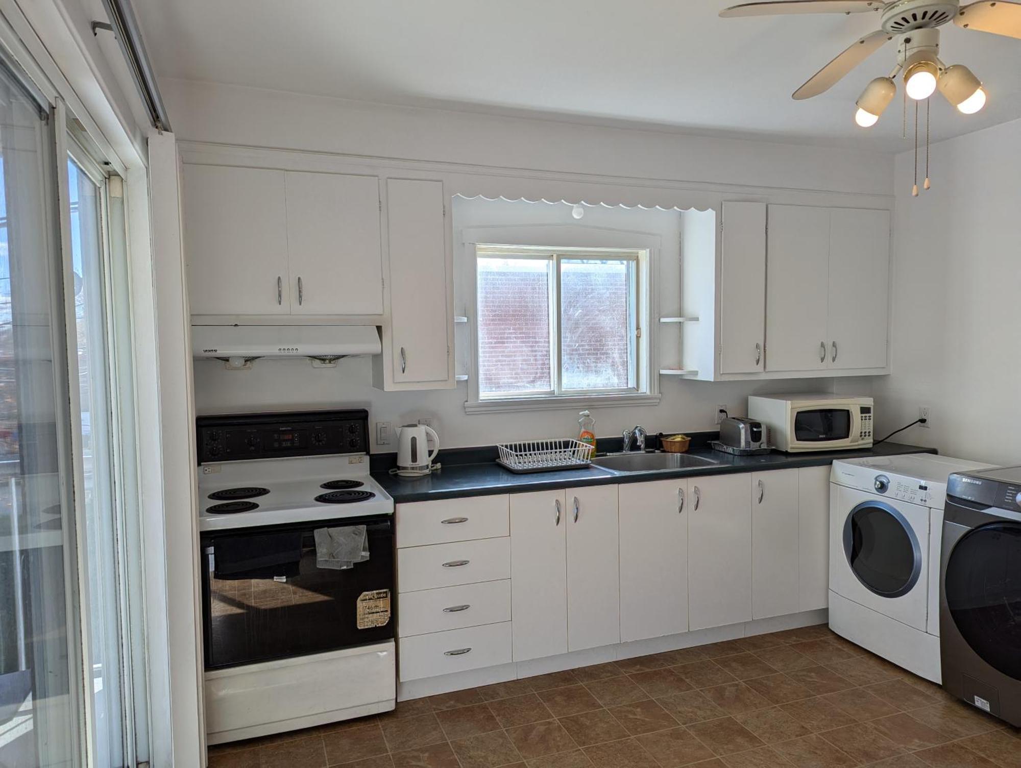 Comfy Close To Metro Monk Station With Self Check In *