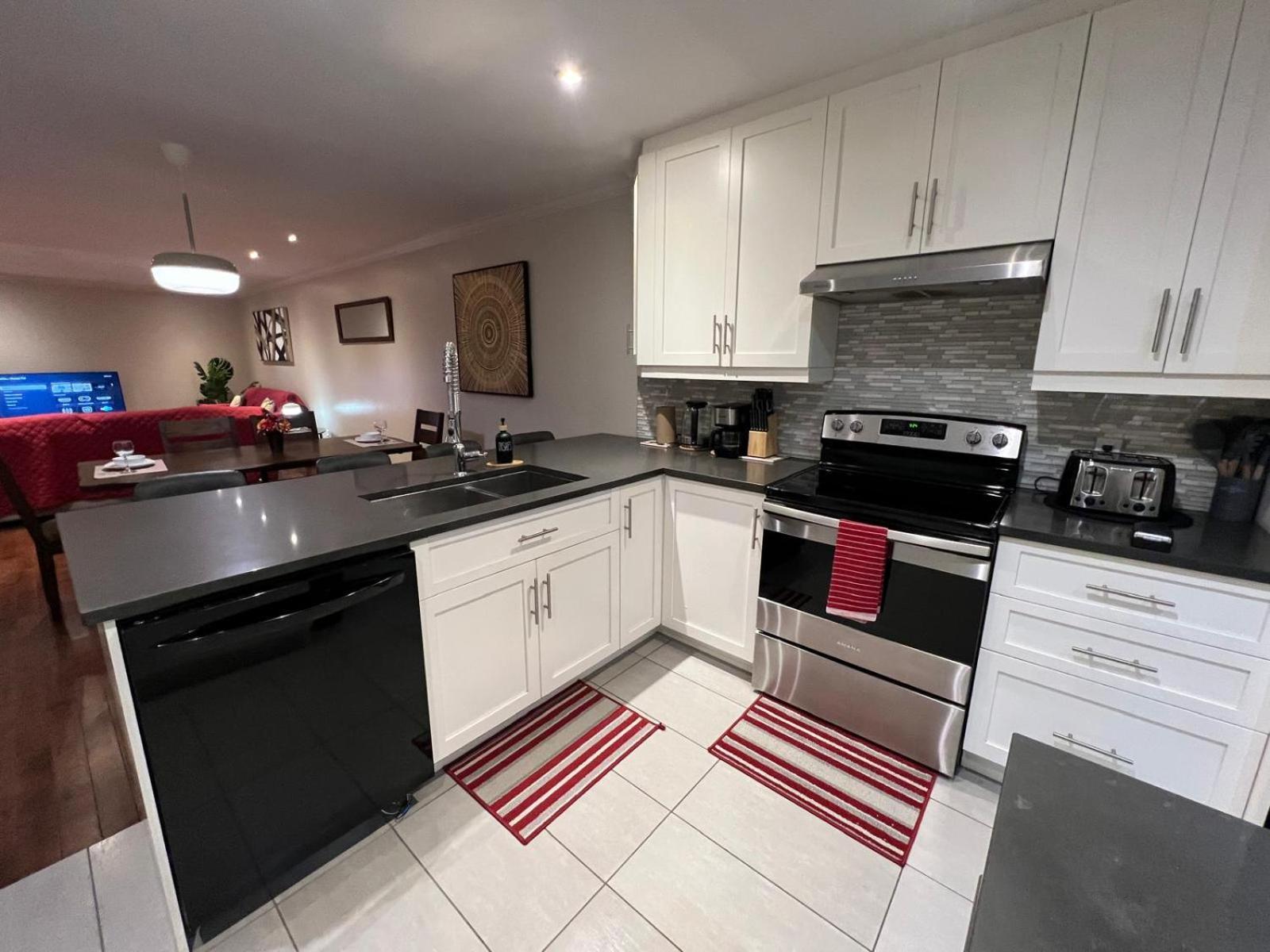 Amazing 3-bedrooms In Rosemont - Apartment Montreal