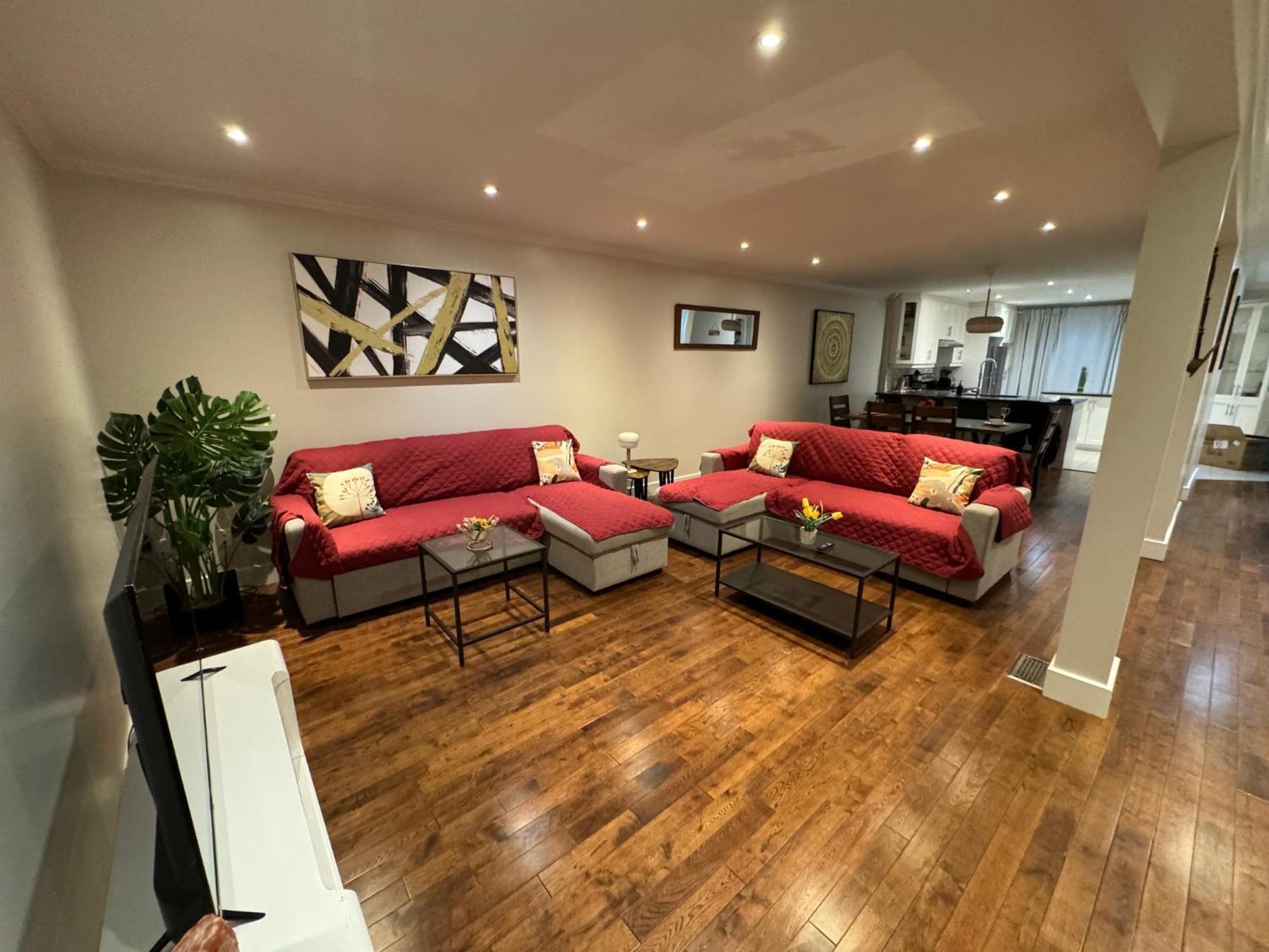 Apartment Amazing 3-bedrooms In Rosemont - Montreal