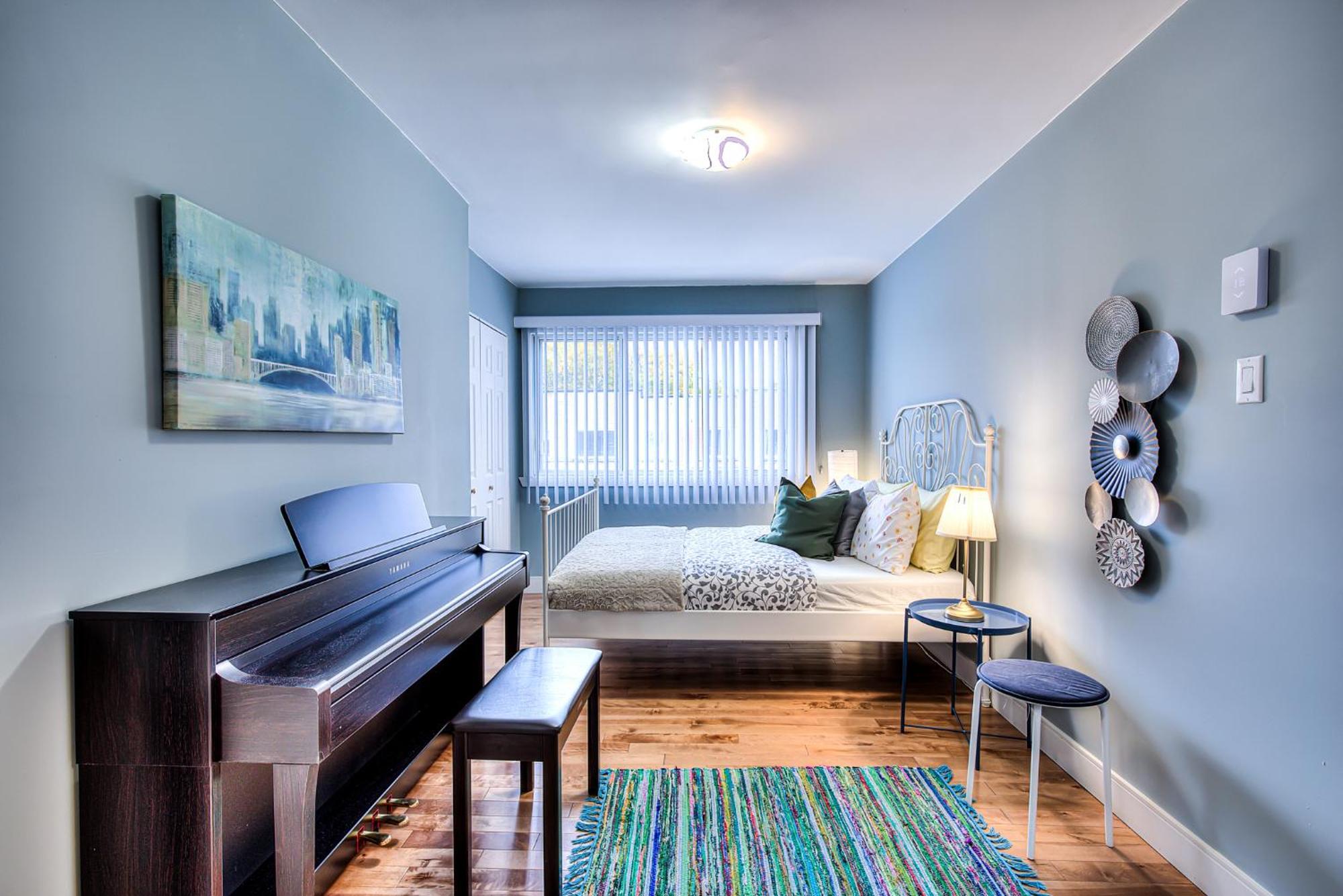Apartment Charming 2br With Balcony In *