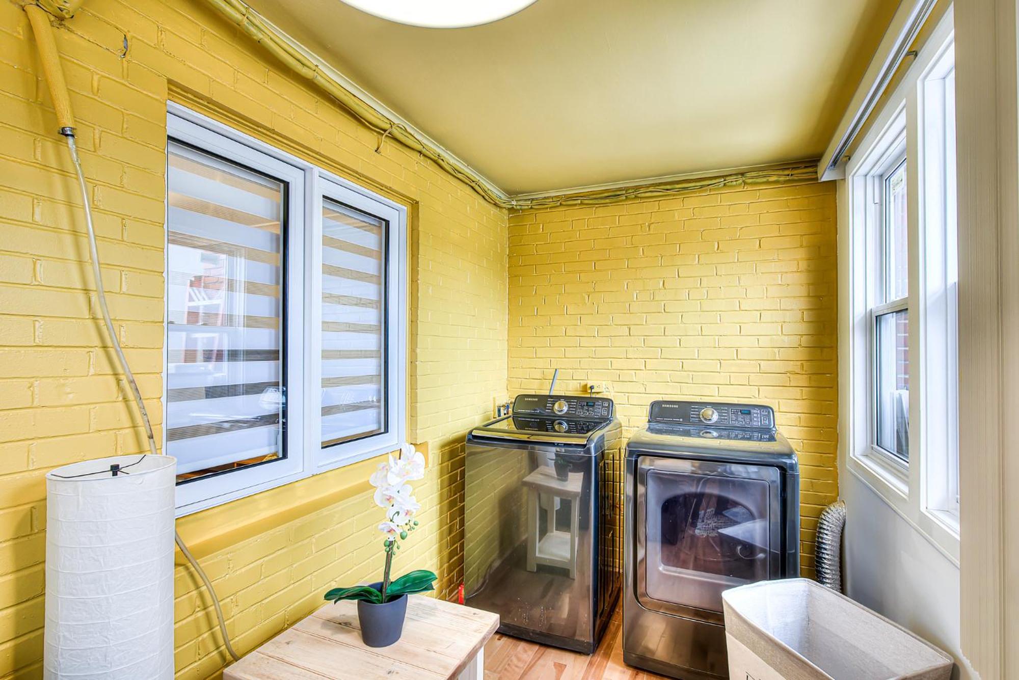 Charming 2br With Balcony In Apartment