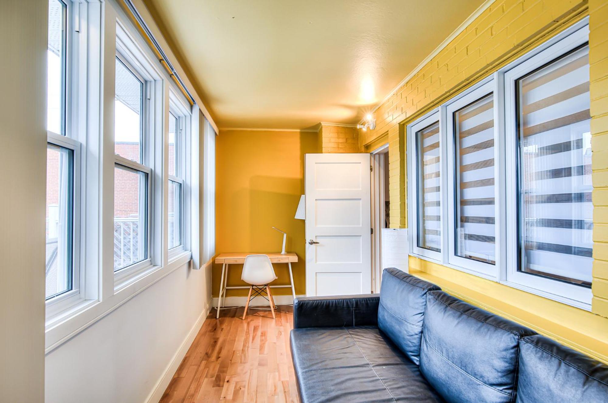 Charming 2br With Balcony In Apartment Montreal