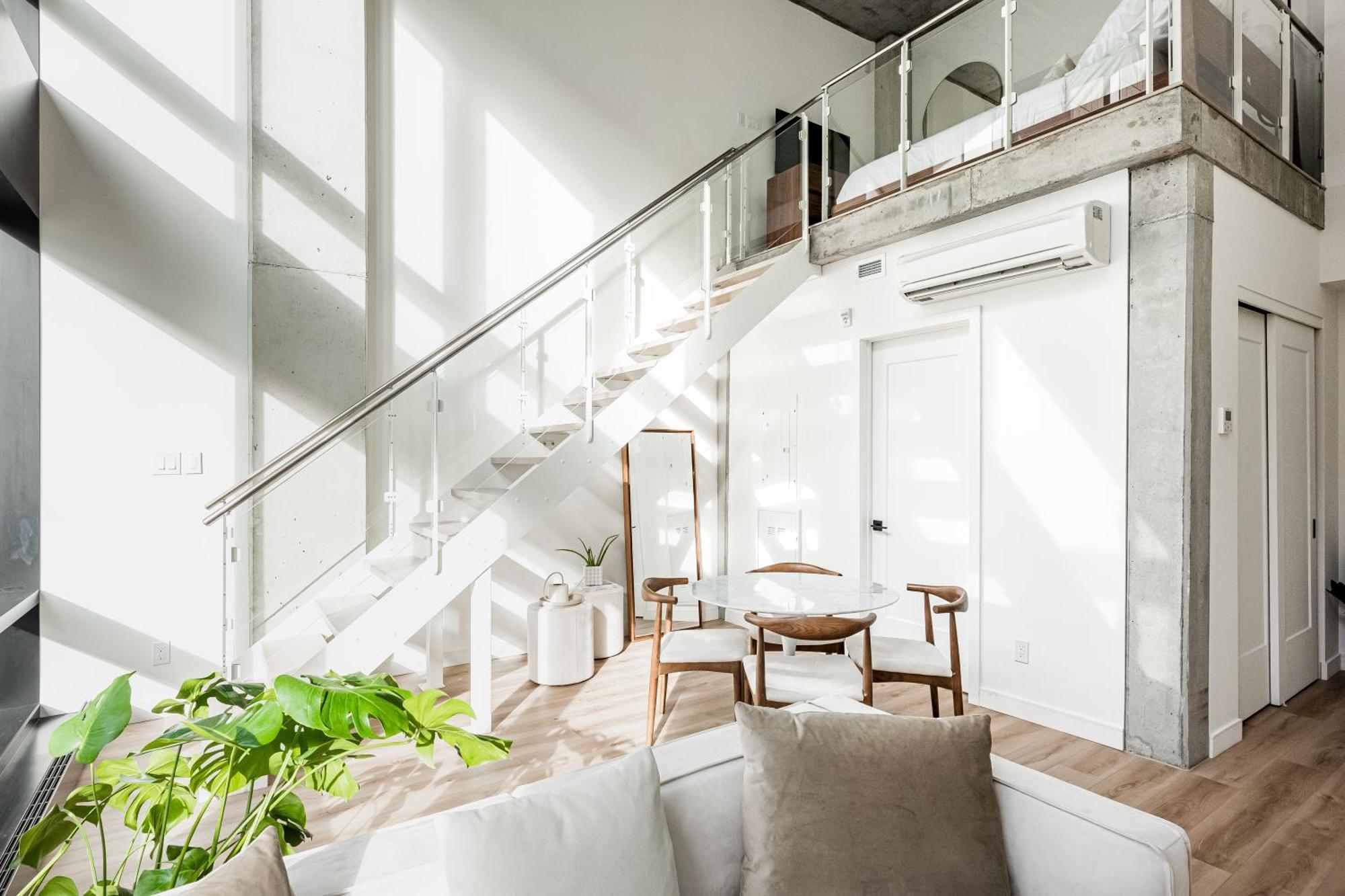 Le Mont Apartment Montreal