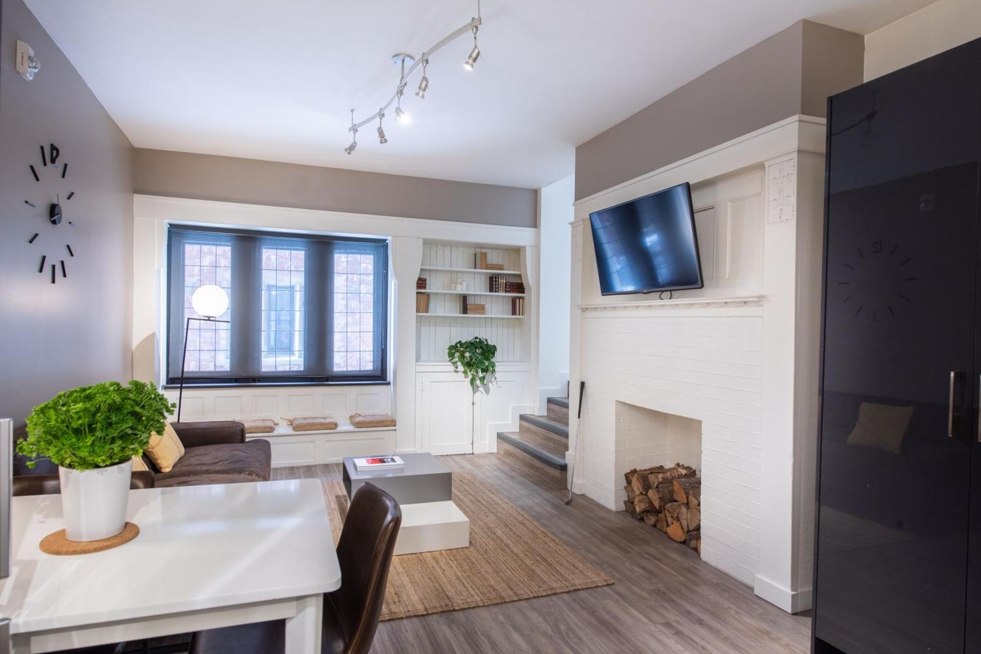 Castle Lofts Apartment Montreal