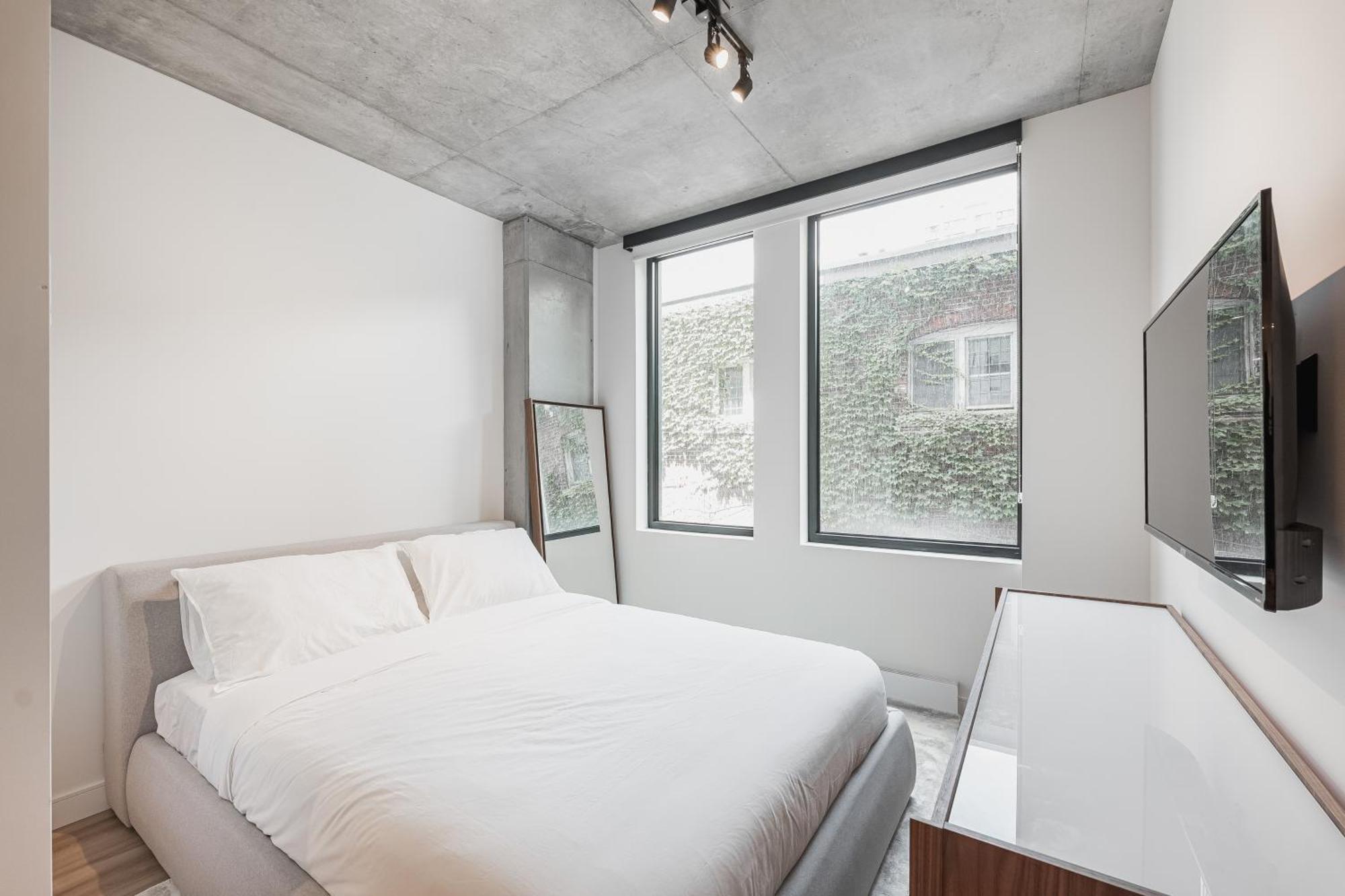 Le Mont Apartment Montreal