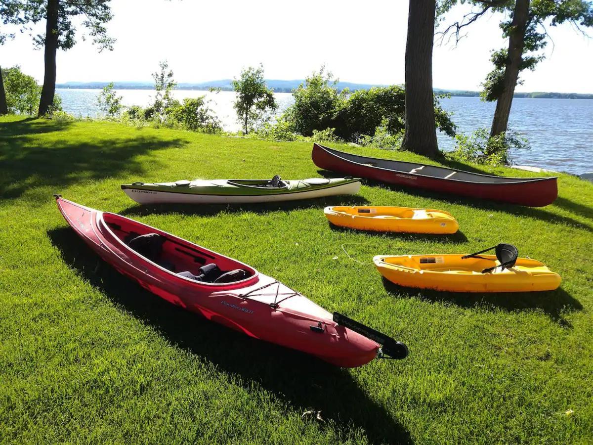Lakefront In *