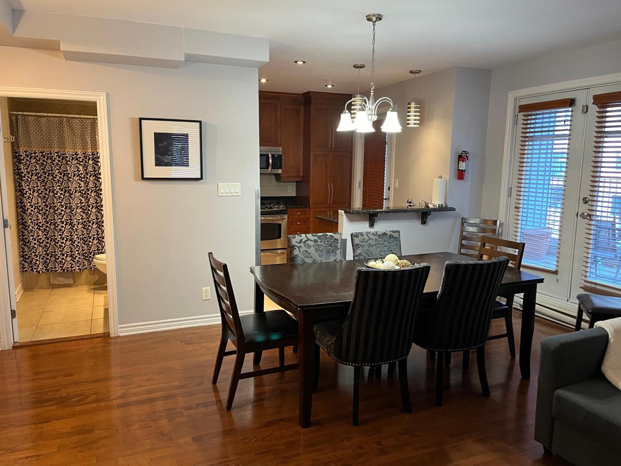 Aparthotelmontreal By Les Terrasses Saint Urbain 2225i2 Apartment Montreal
