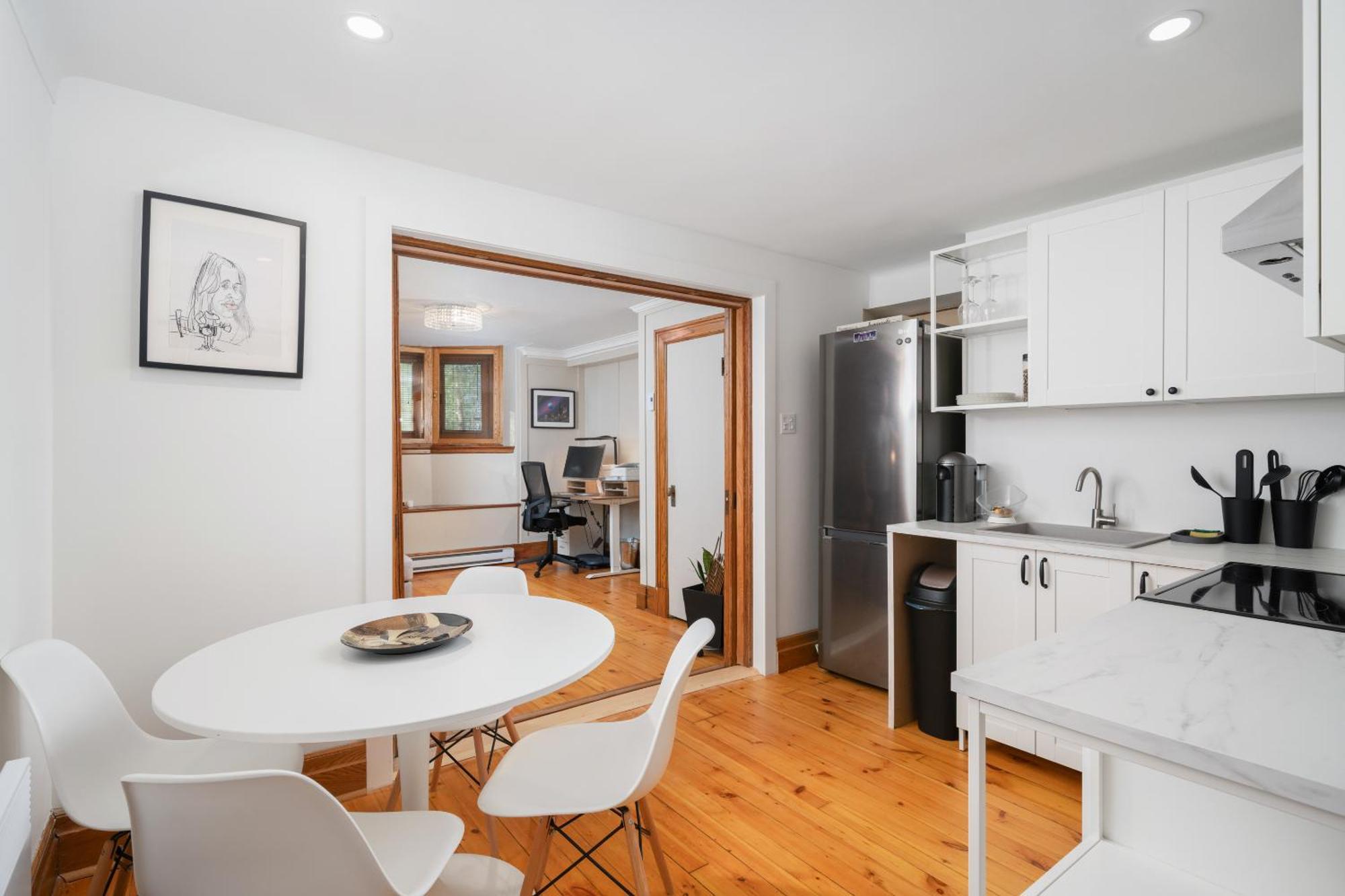 Apartment Modern, Cozy In Heart Of Mont Royal