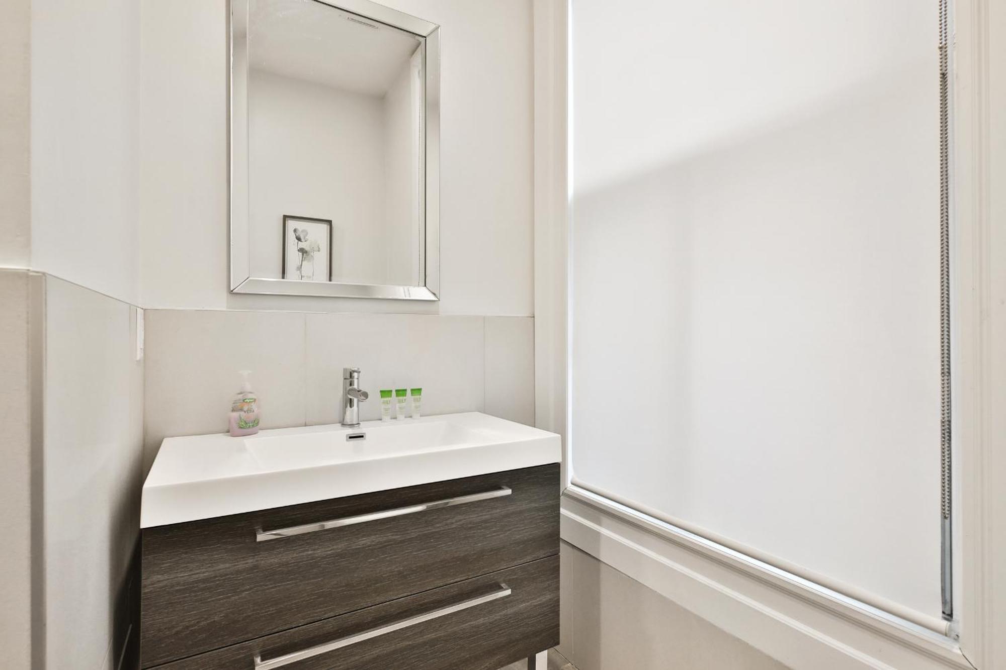 Apartment Prime Residence- Mile End Montreal