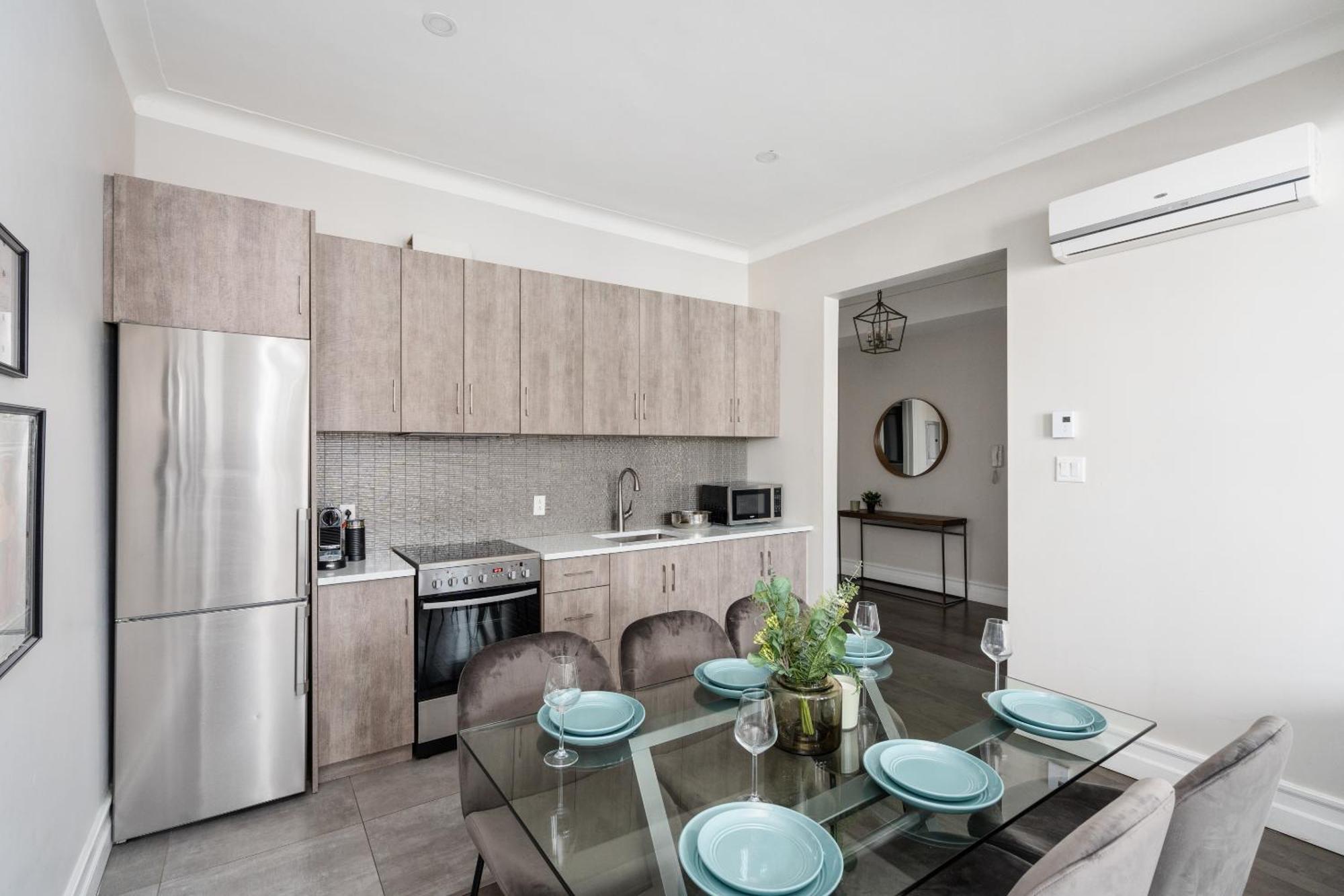 Apartment Prime Residence- Mile End Montreal
