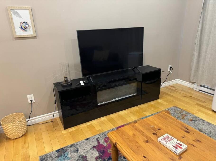 Charming 3br In Montreal, 15 Min To Dt Montreal