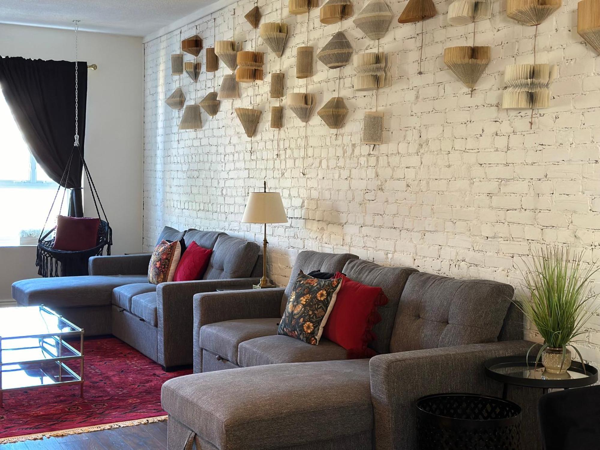 Bonjour Mtl Luxe Loft 3br With 3 On-suite In Historic Plateau Apartment