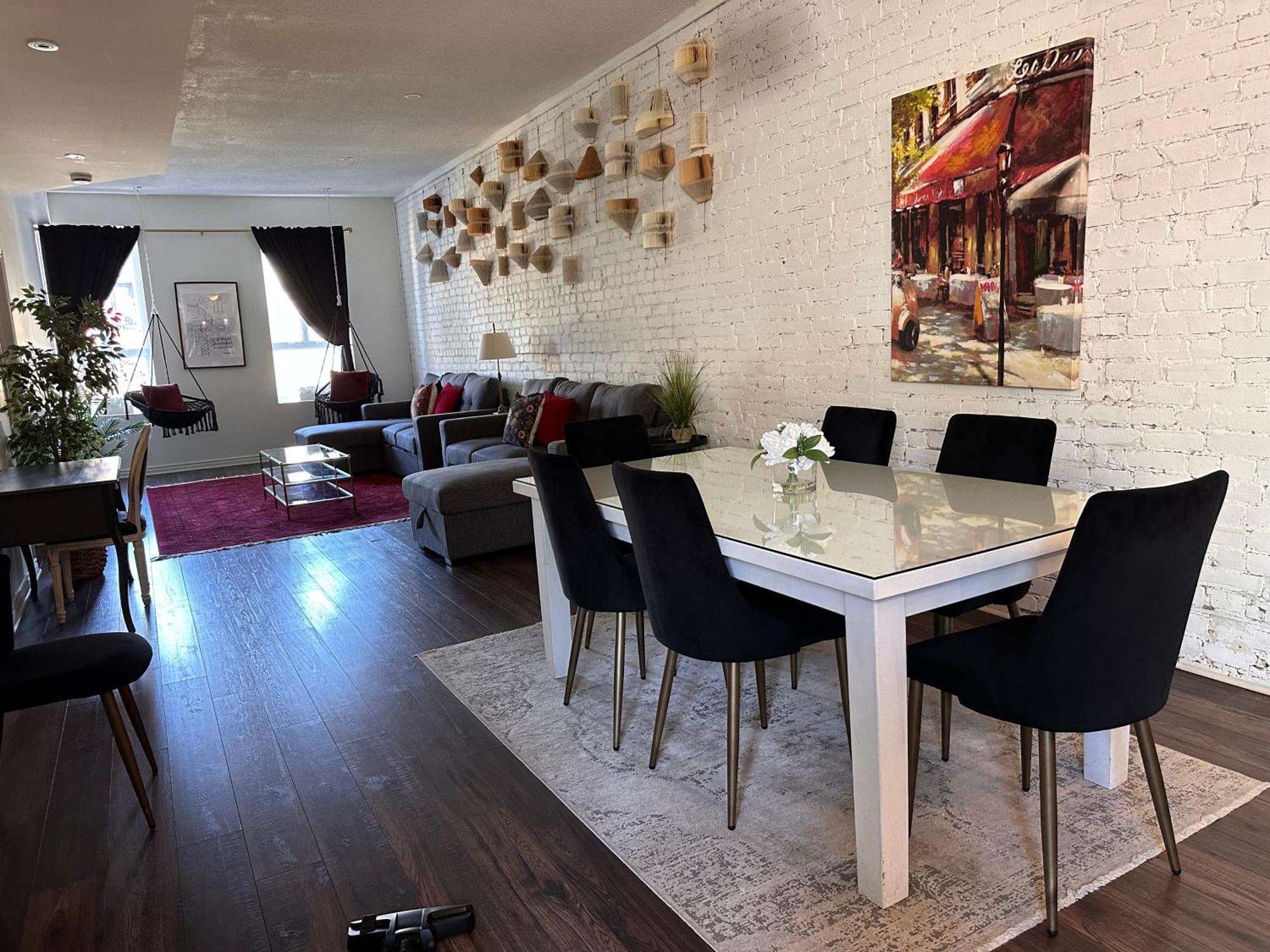 Bonjour Mtl Luxe Loft 3br With 3 On-suite In Historic Plateau Apartment Montreal