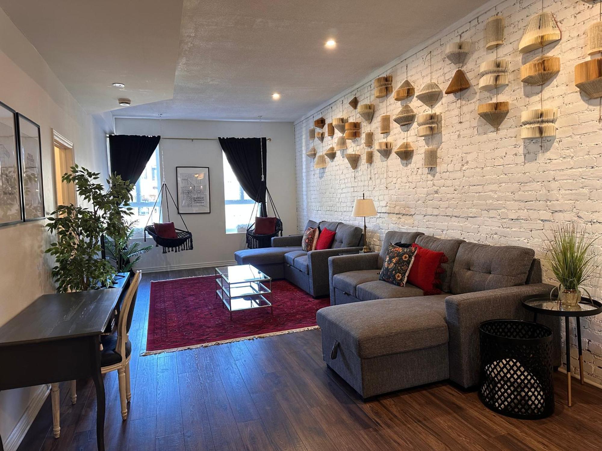 Bonjour Mtl Luxe Loft 3br With 3 On-suite In Historic Plateau Apartment Montreal