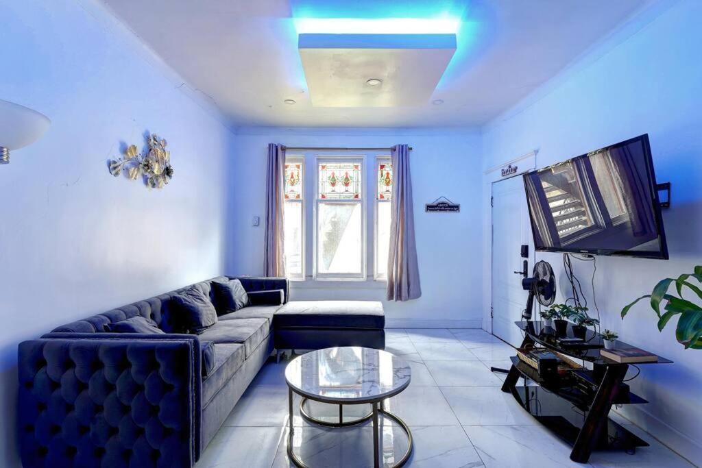 Apartment Blue Lounge - Downtown - Lafontaine Park *