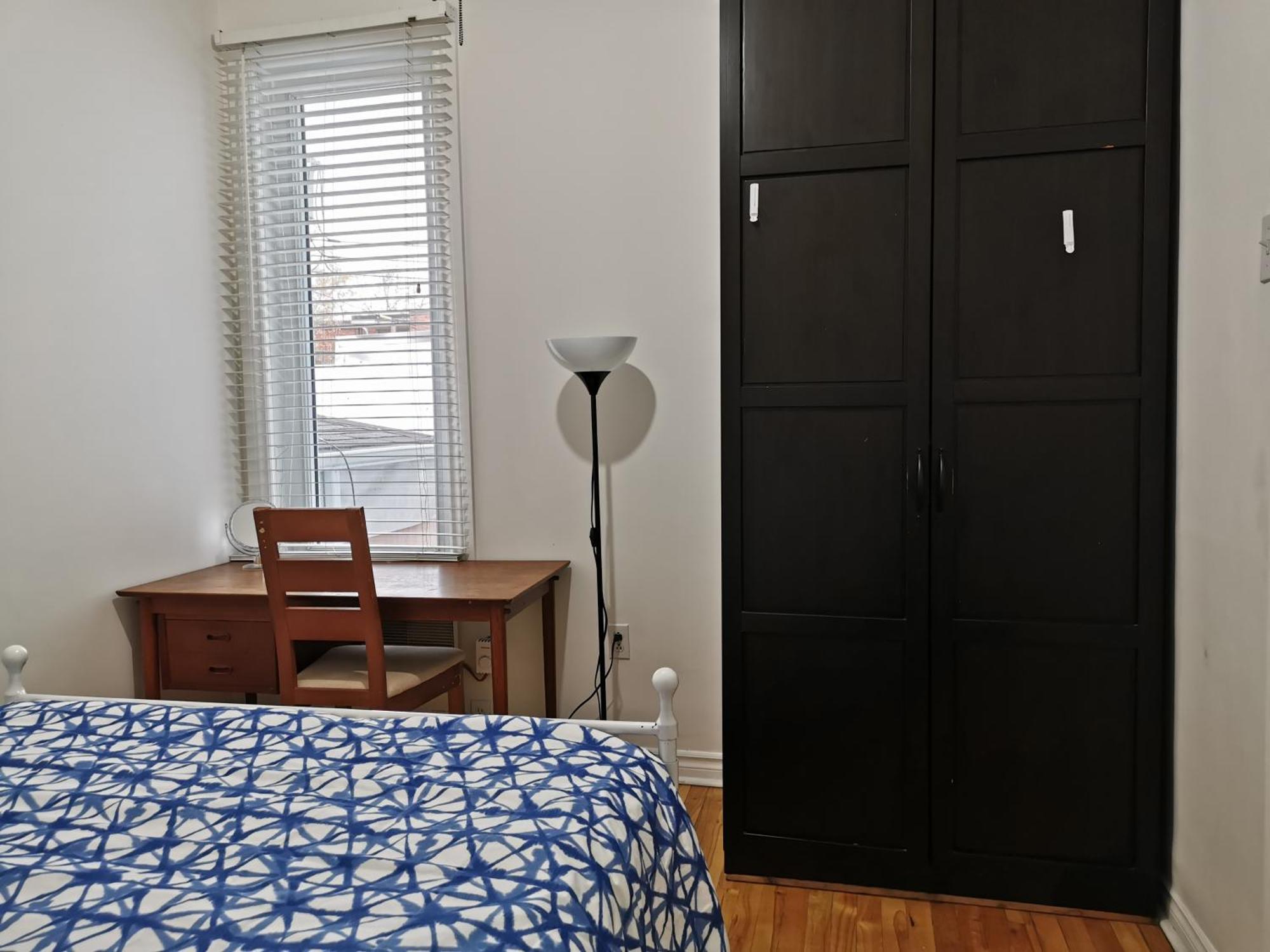 Guest house Delightful Near Metro Monk Station With Self Check-in *