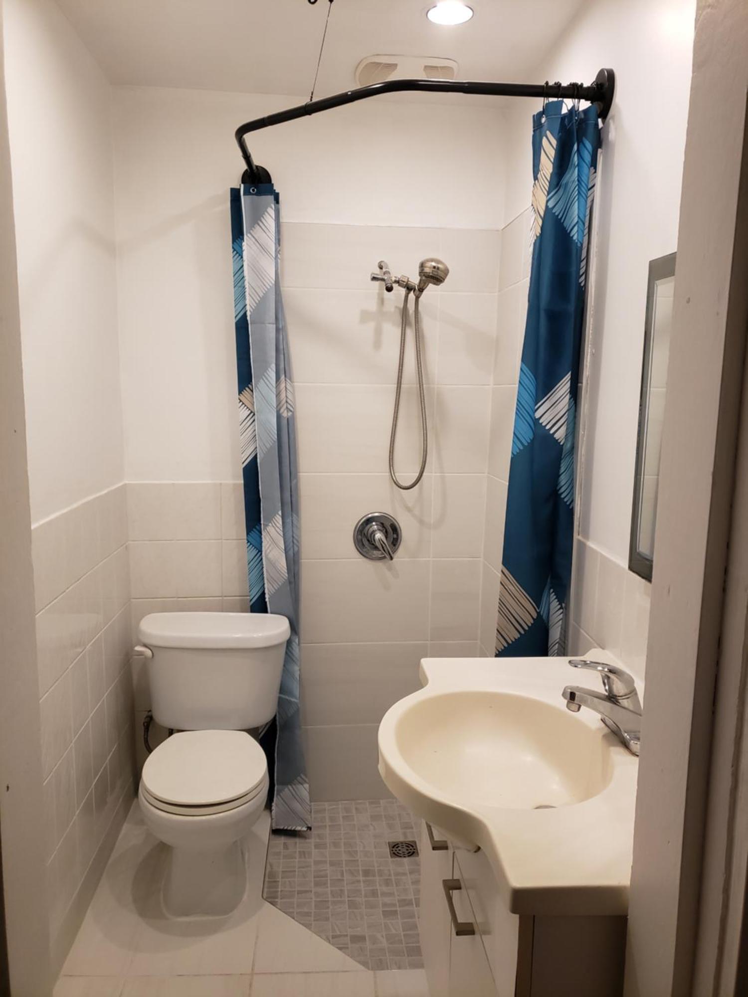 Delightful Near Metro Monk Station With Self Check-in *