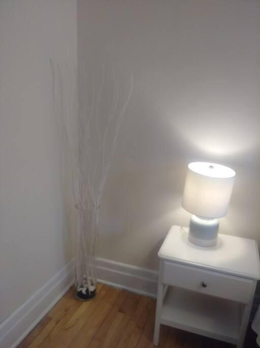 Cheerful House 3 Bedrooms 3 Bathrooms 3 Free Parking * Montreal