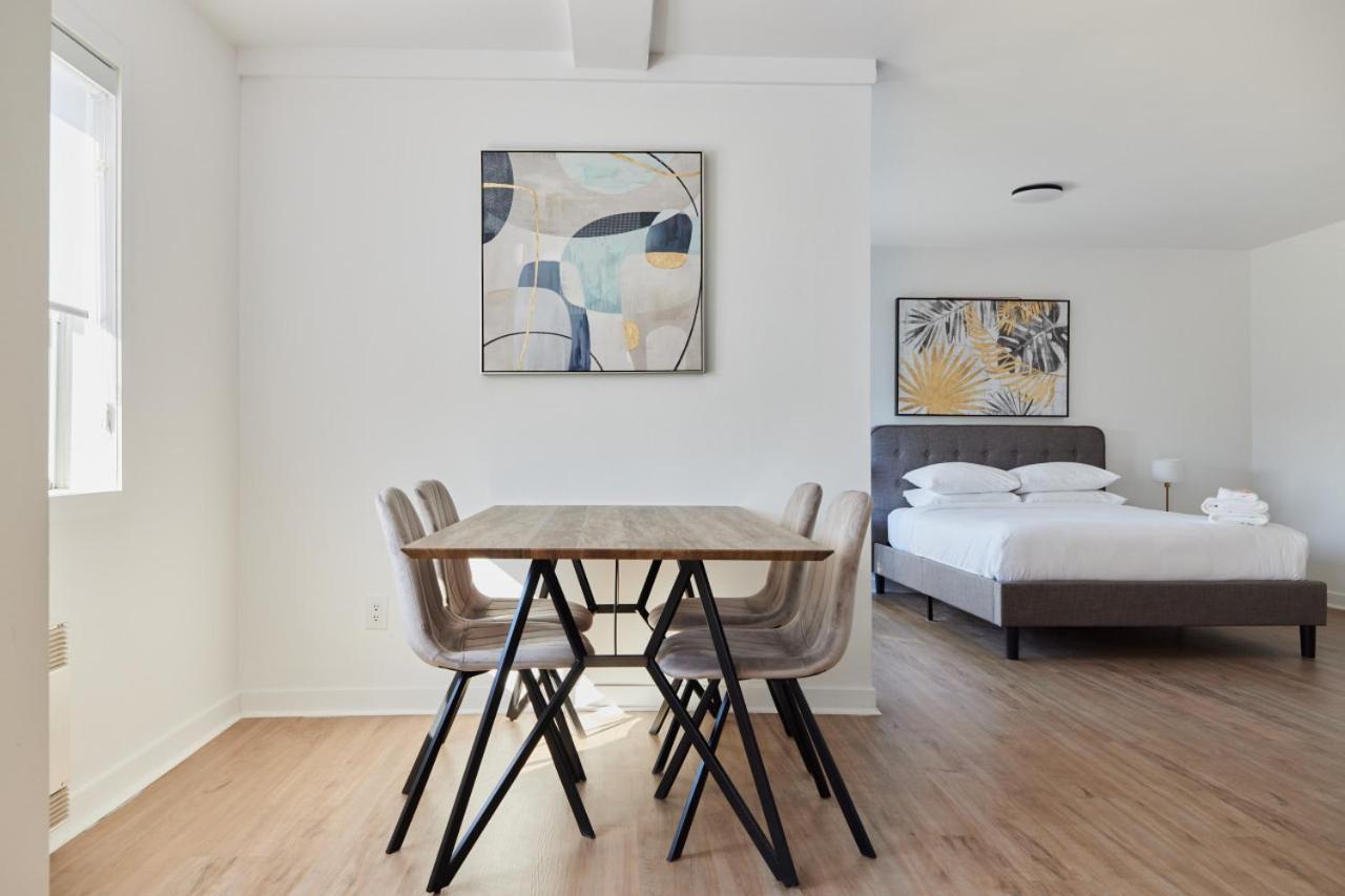 Laurence Aparthotel