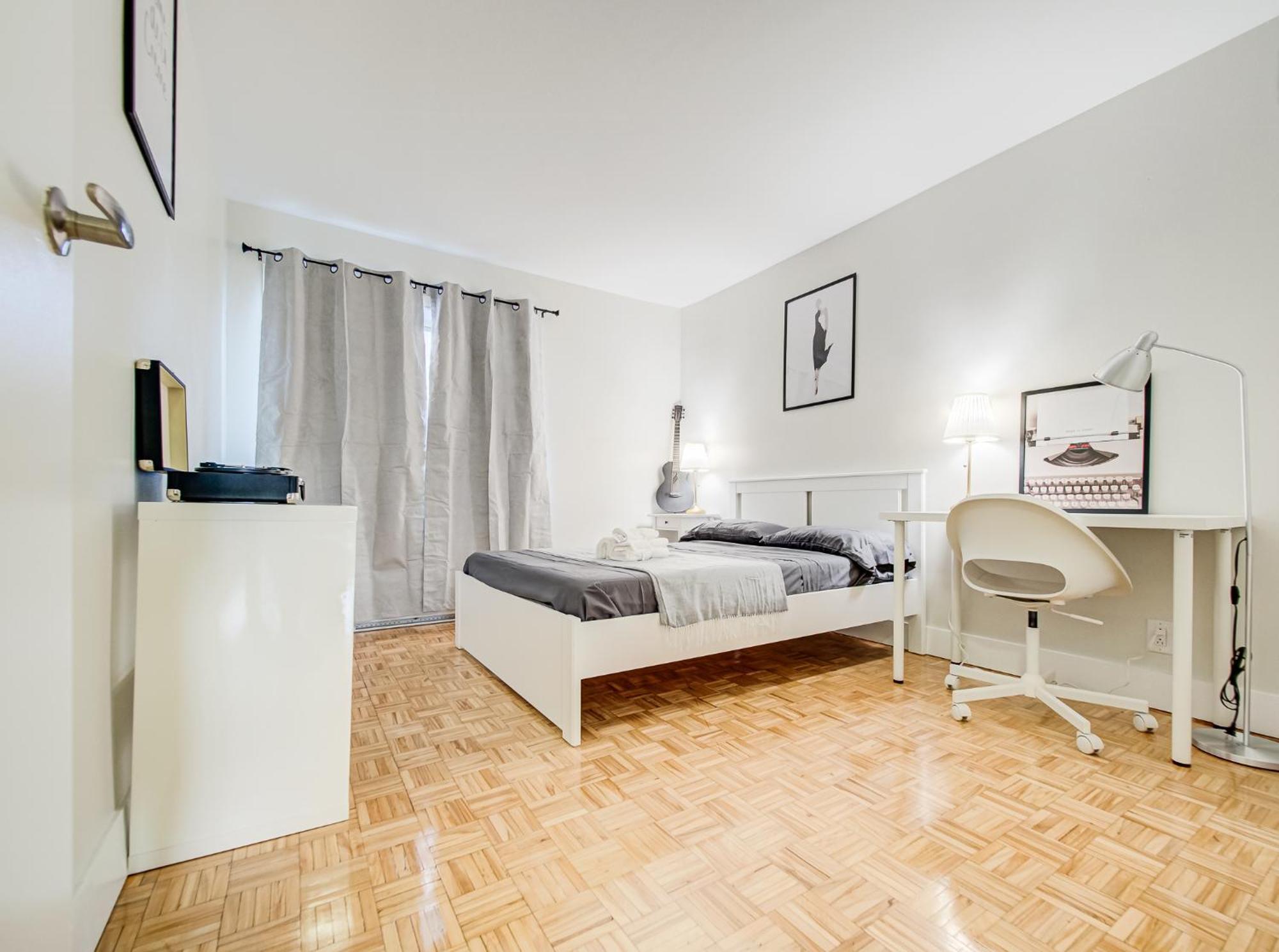 Cozy 2-bedroom A Plateau-mont-royal Apartment