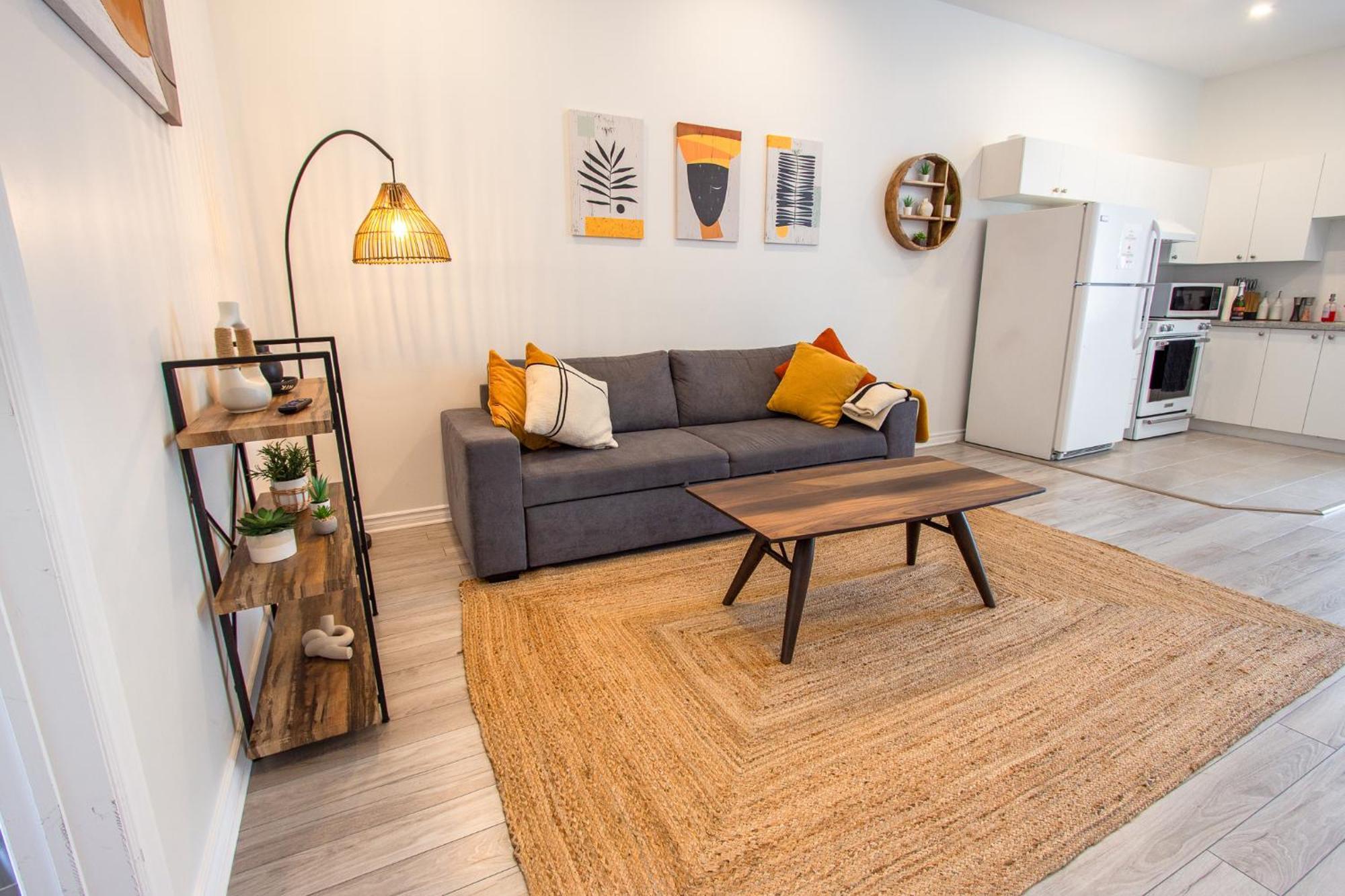 Africa - Selfcheckin - Plateau - St-laurent Apartment