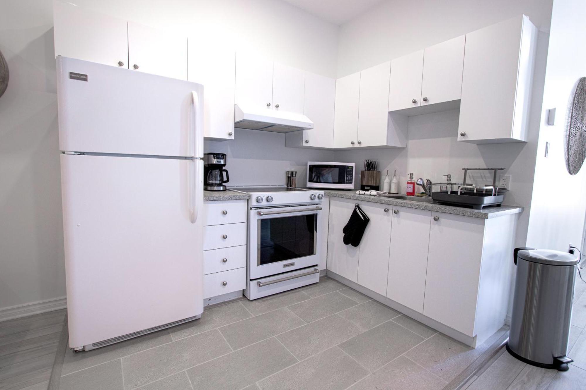Africa - Selfcheckin - Plateau - St-laurent Apartment Montreal