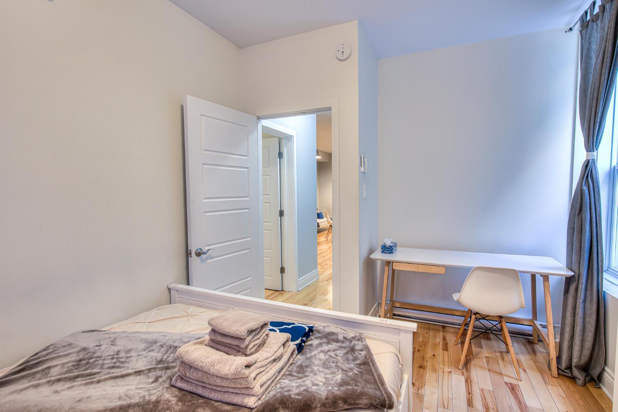 Premier Destination For Big Groups Mtl Vacation And Nightlife Apartment *