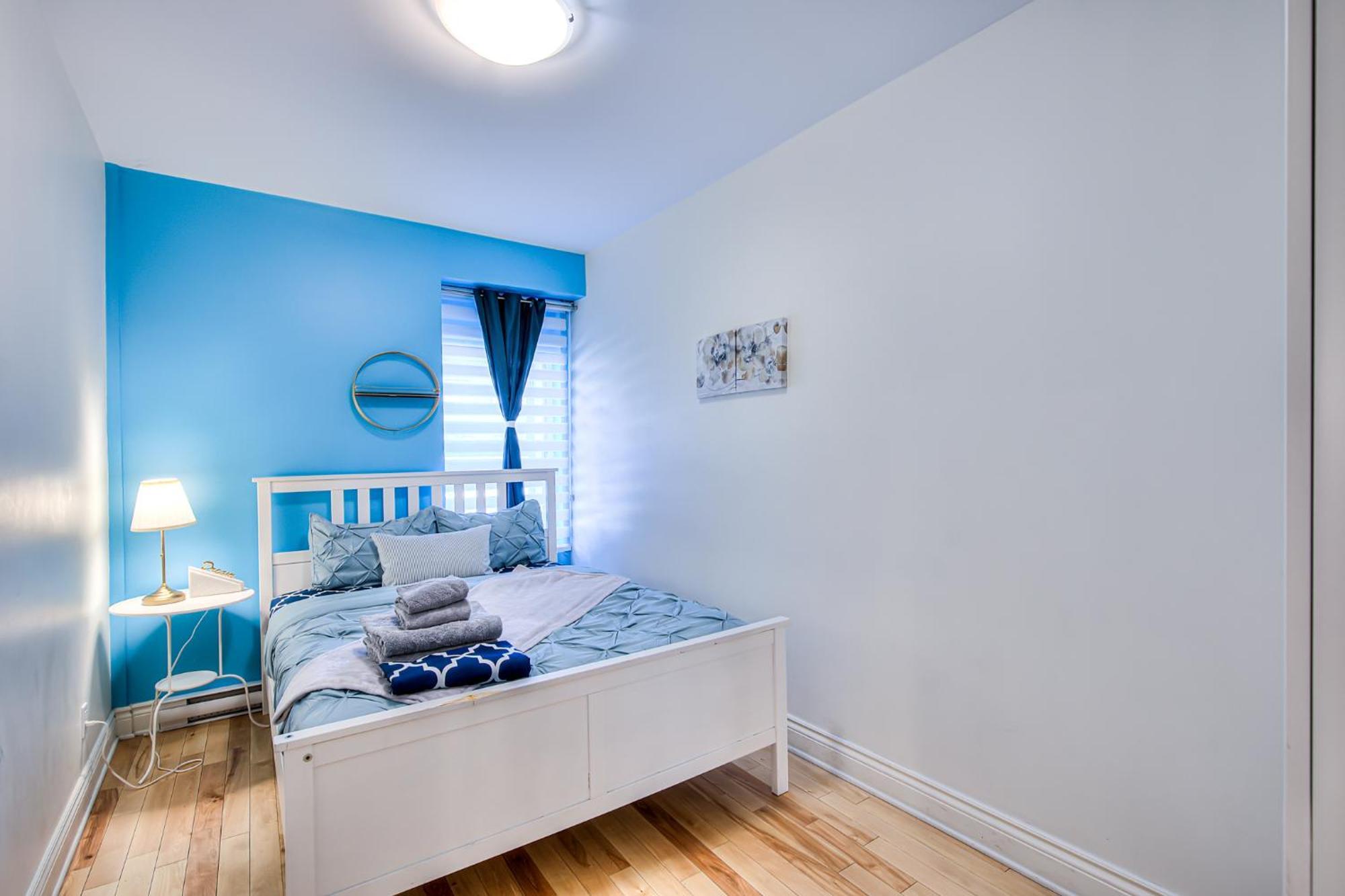 Premier Destination For Big Groups Mtl Vacation And Nightlife Apartment Montreal