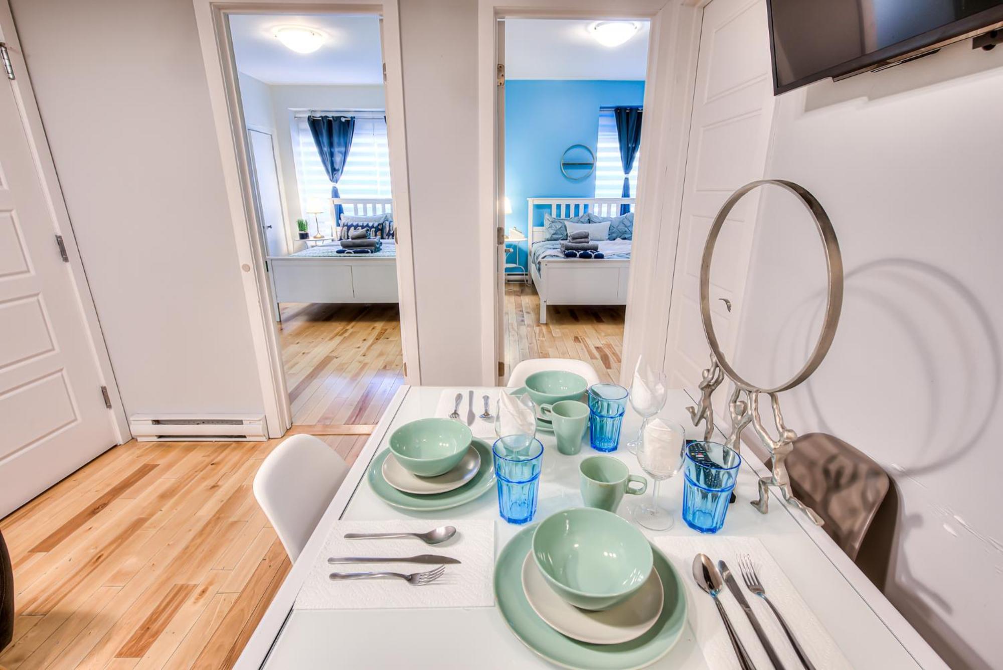 Apartment Premier Destination For Big Groups Mtl Vacation And Nightlife