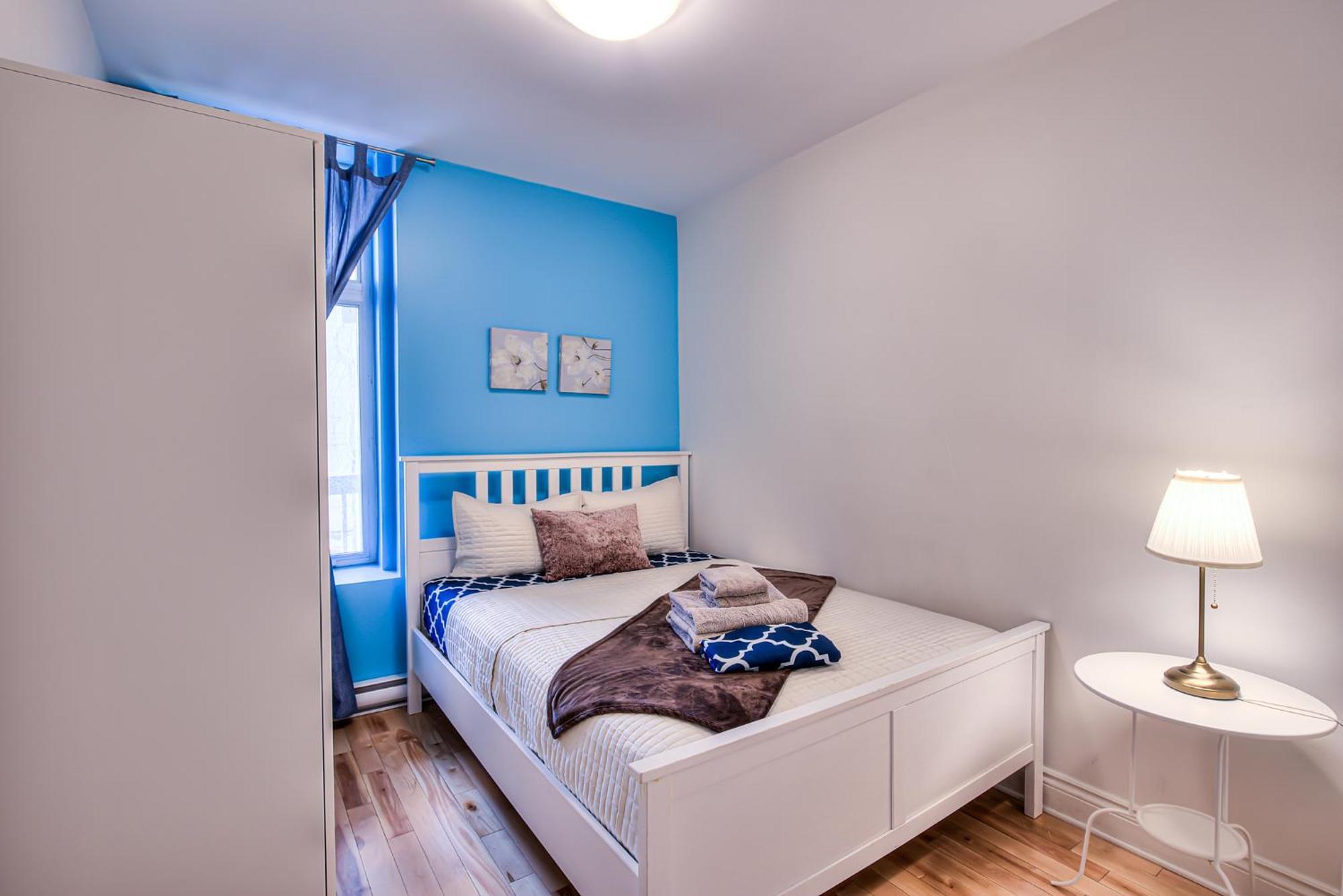 Premier Destination For Big Groups Mtl Vacation And Nightlife Apartment *