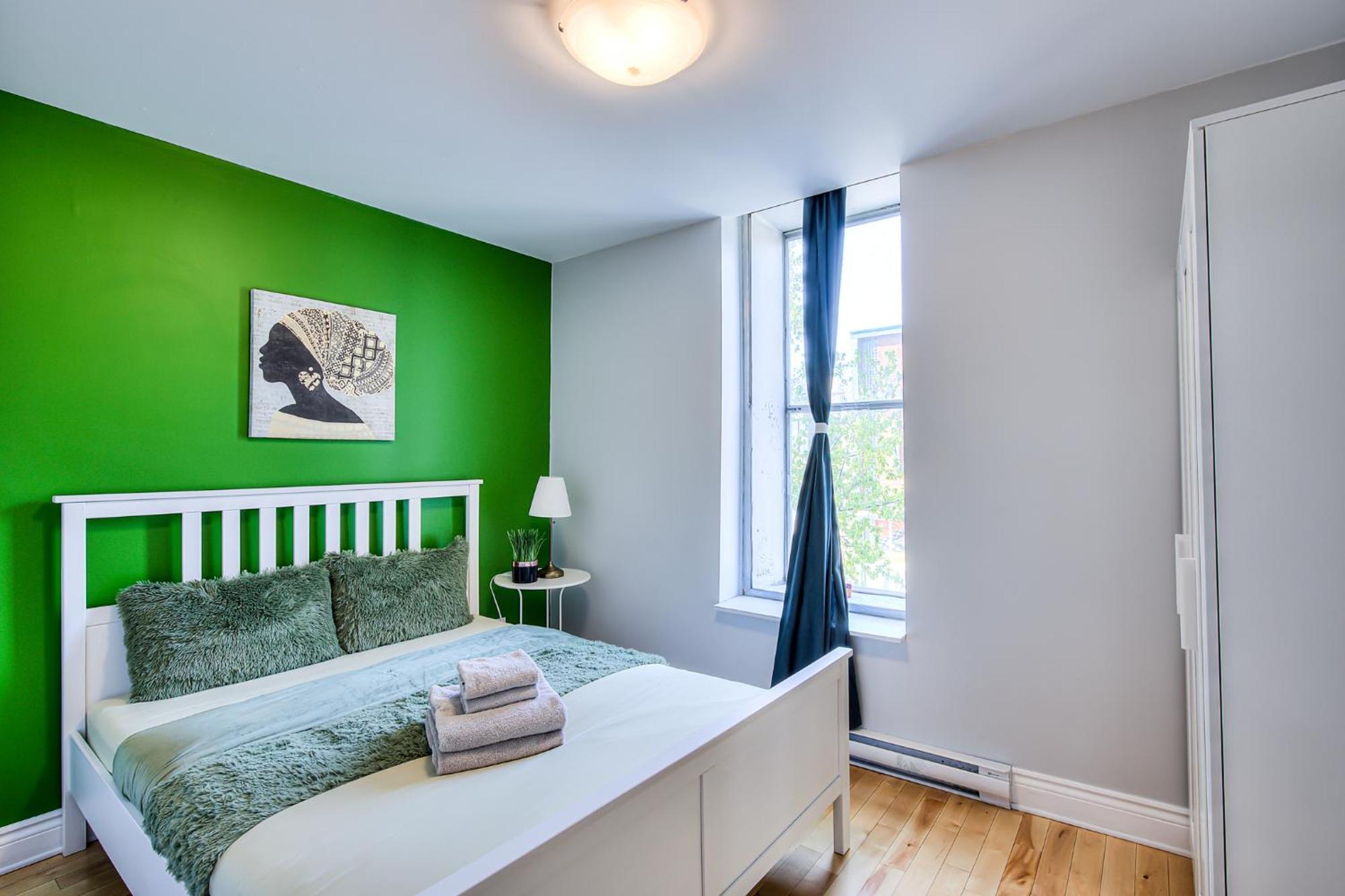 Apartment Premier Destination For Big Groups Mtl Vacation And Nightlife Montreal