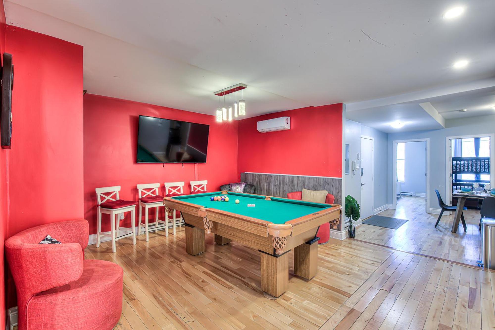 Apartment Premier Destination For Big Groups Mtl Vacation And Nightlife