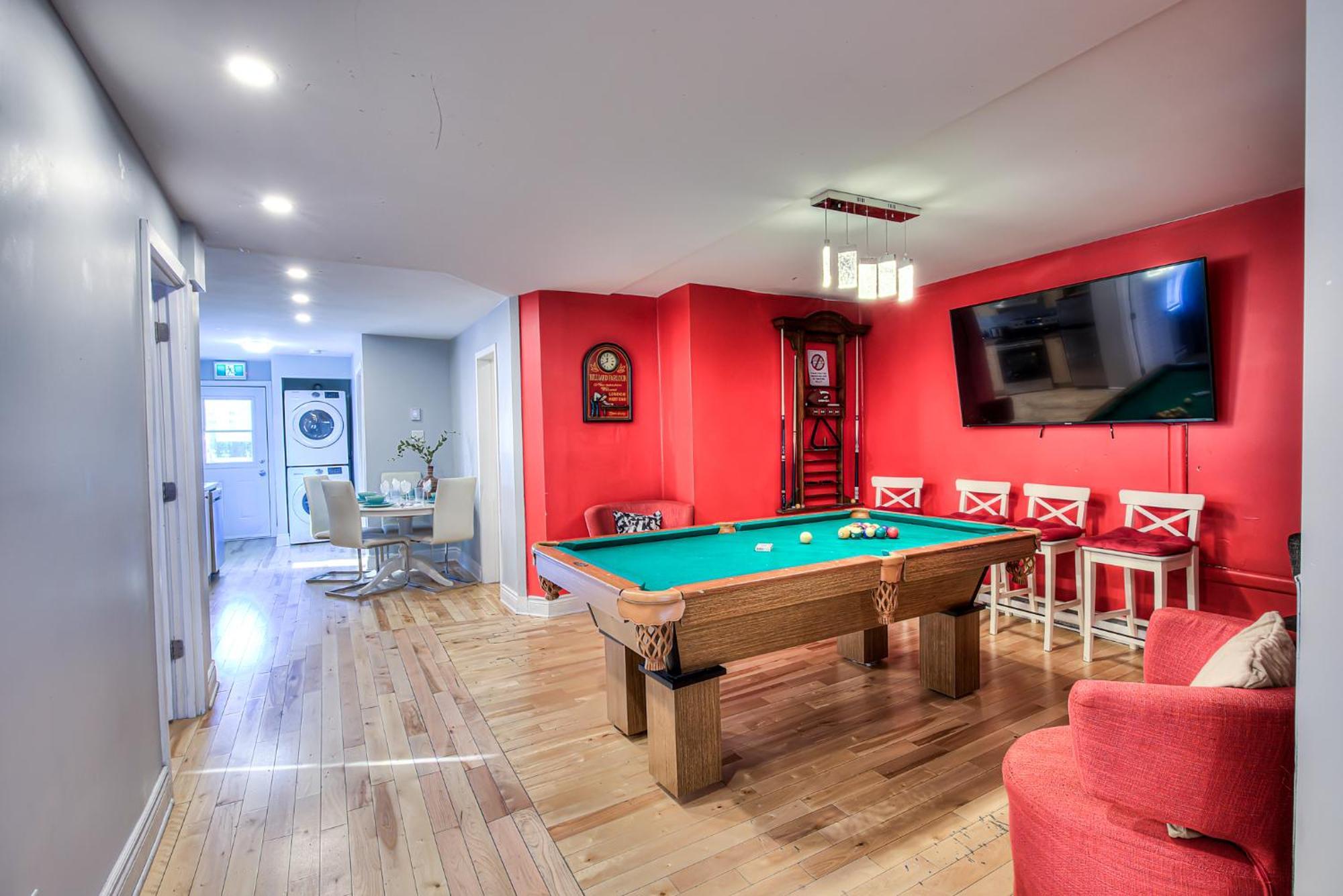 Apartment Premier Destination For Big Groups Mtl Vacation And Nightlife *