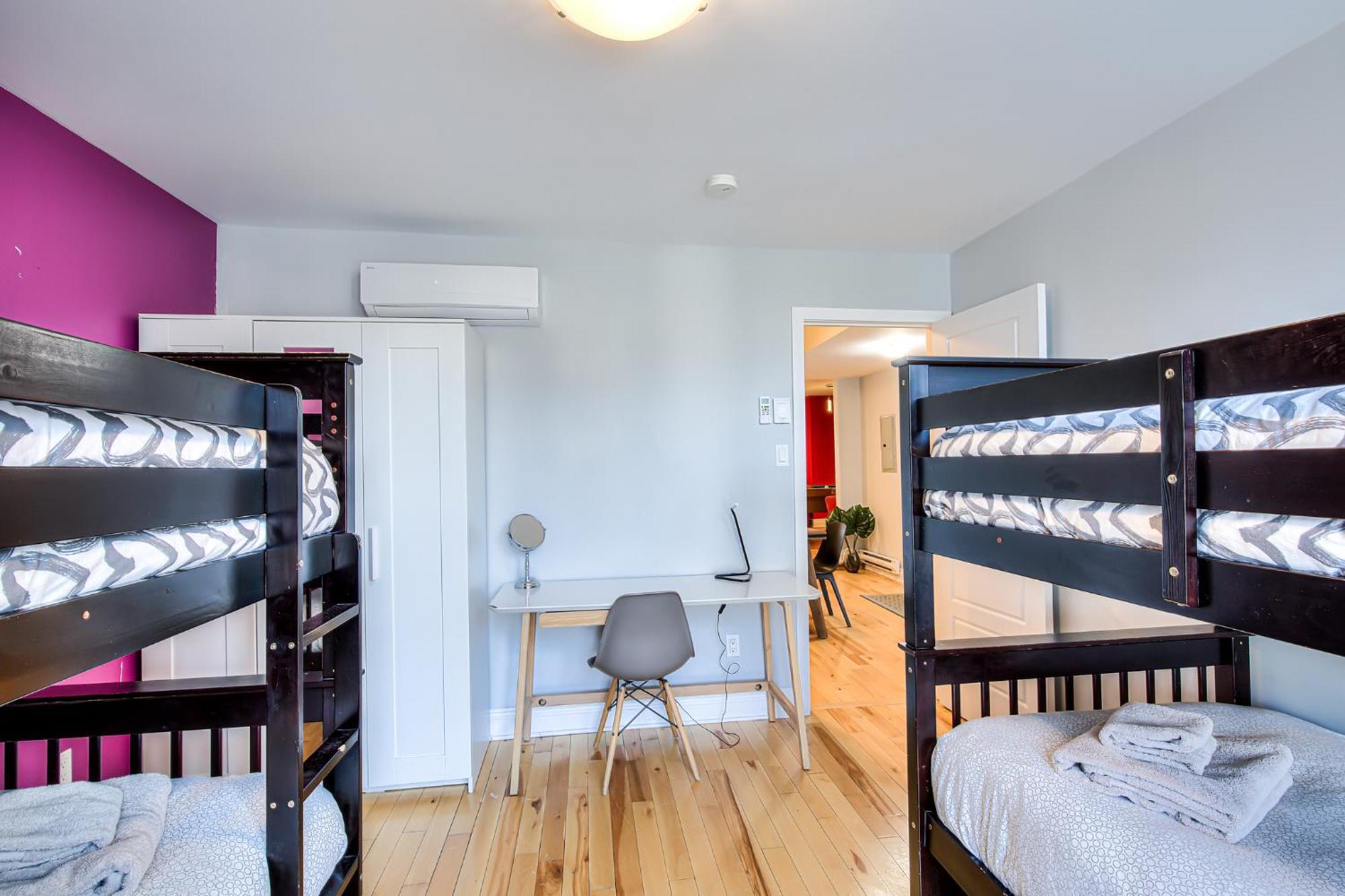 Premier Destination For Big Groups Mtl Vacation And Nightlife *