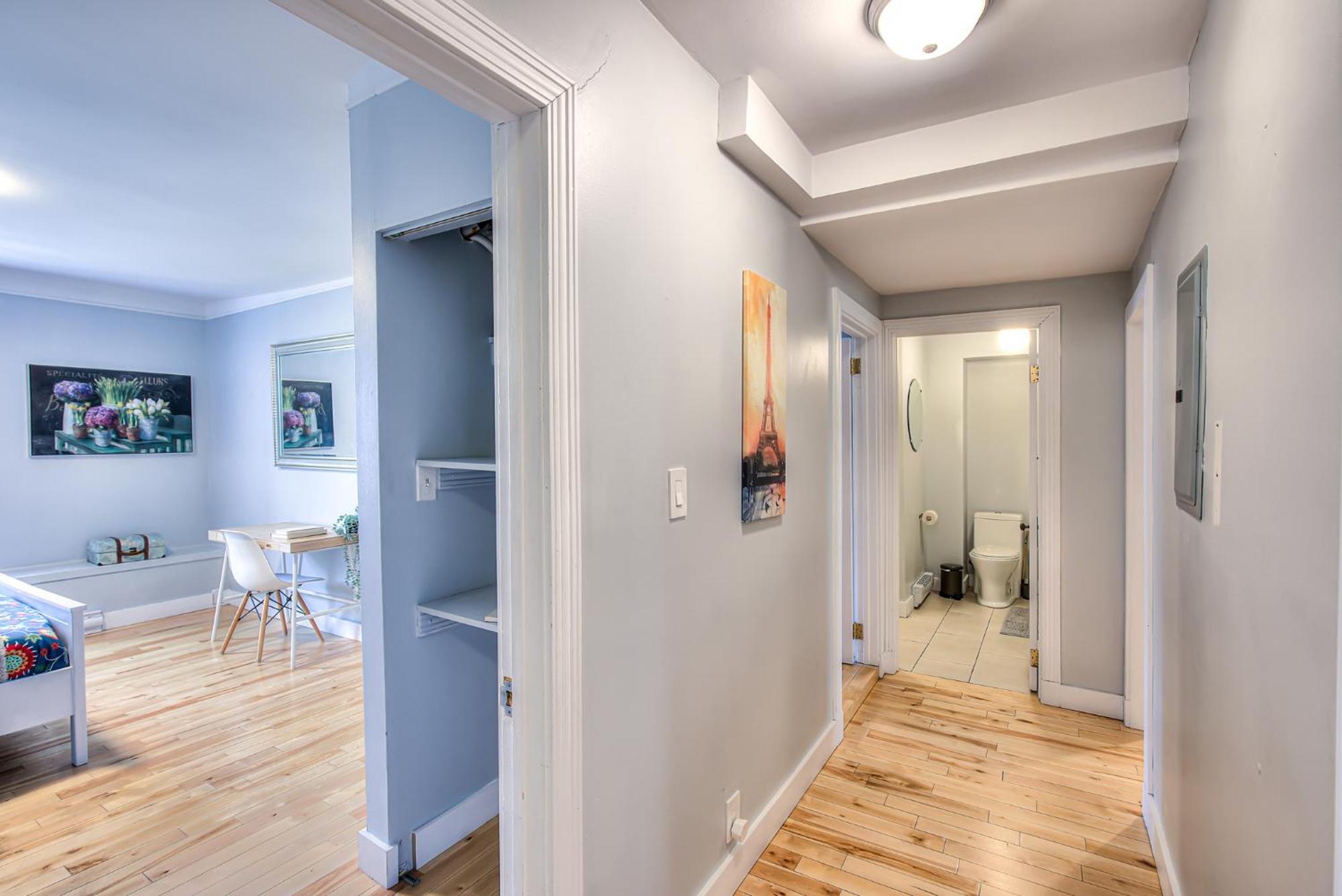 Apartment Premier Destination For Big Groups Mtl Vacation And Nightlife *