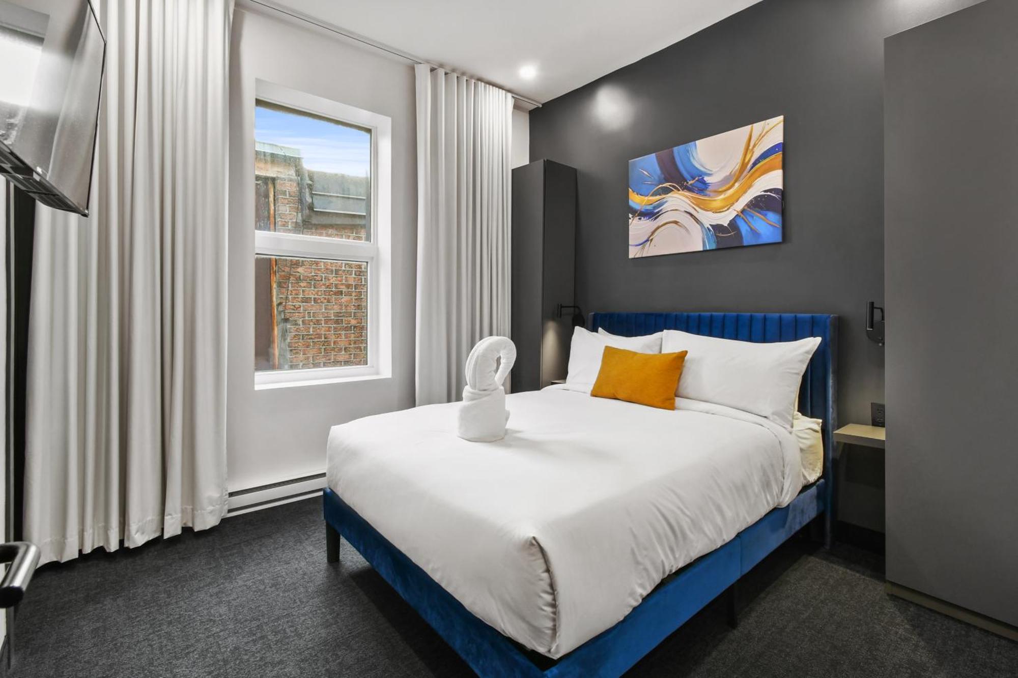 Lift Hotel Montreal