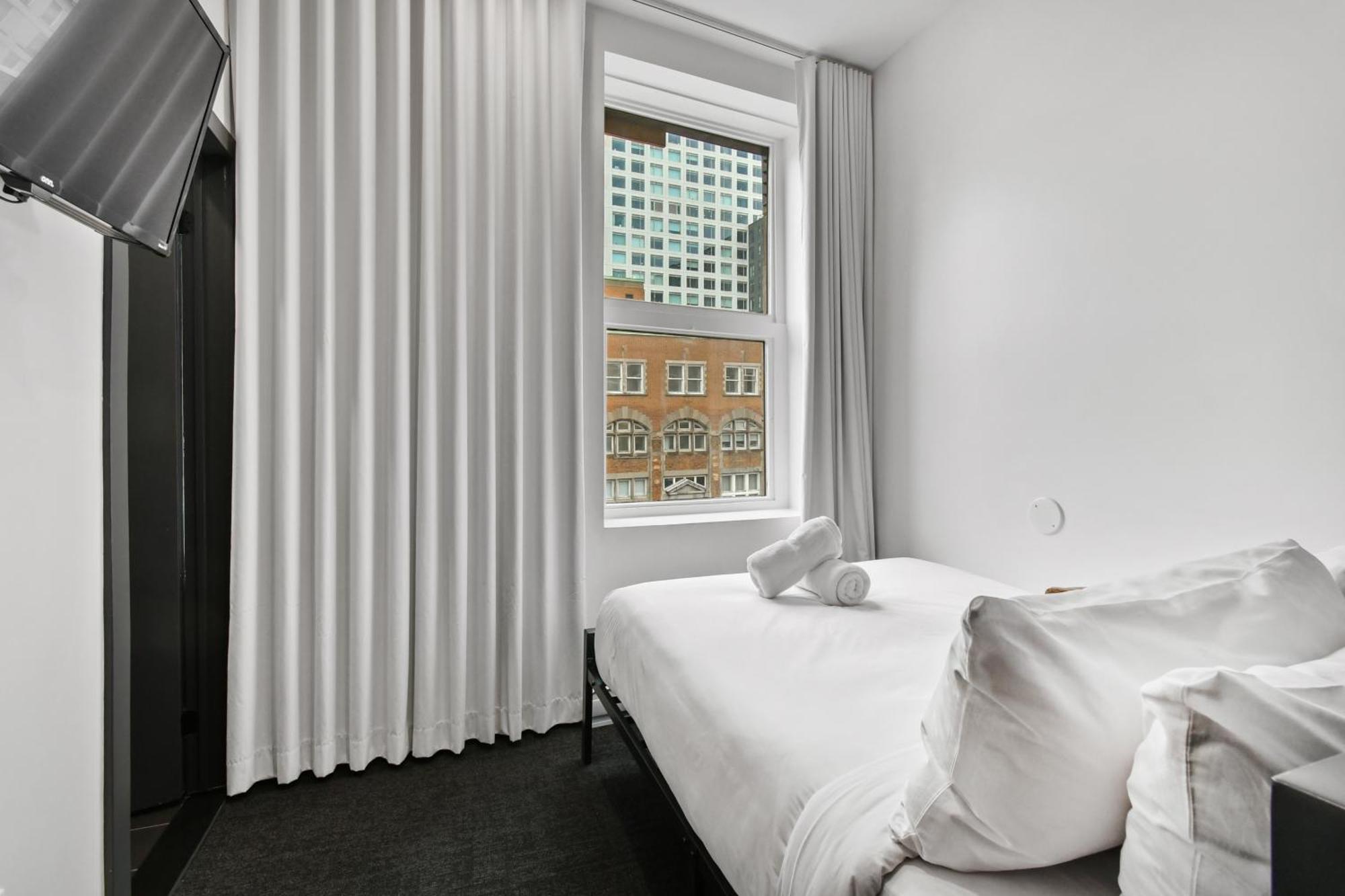 Lift Hotel
