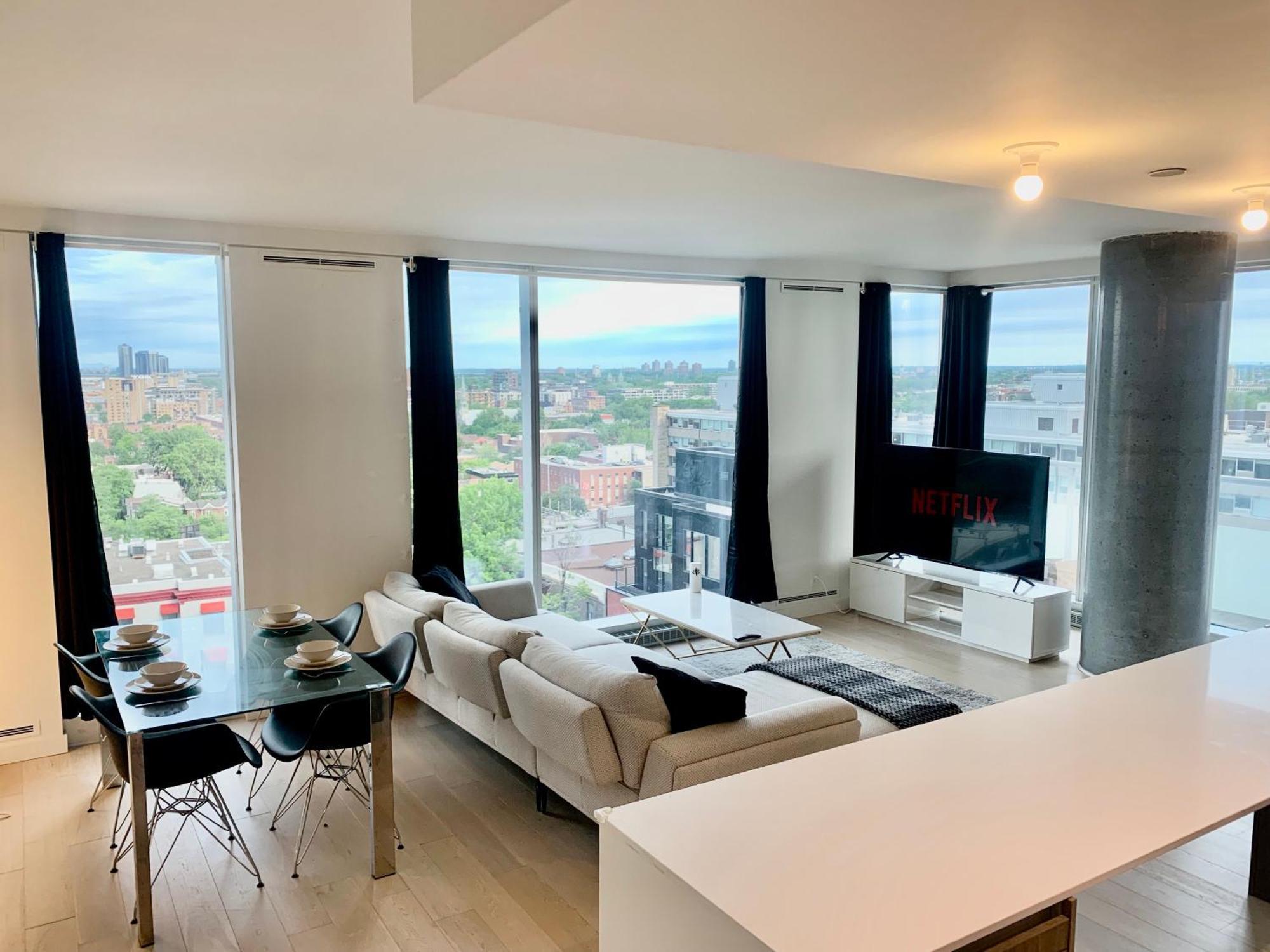 2 Bedrooms Downtown *