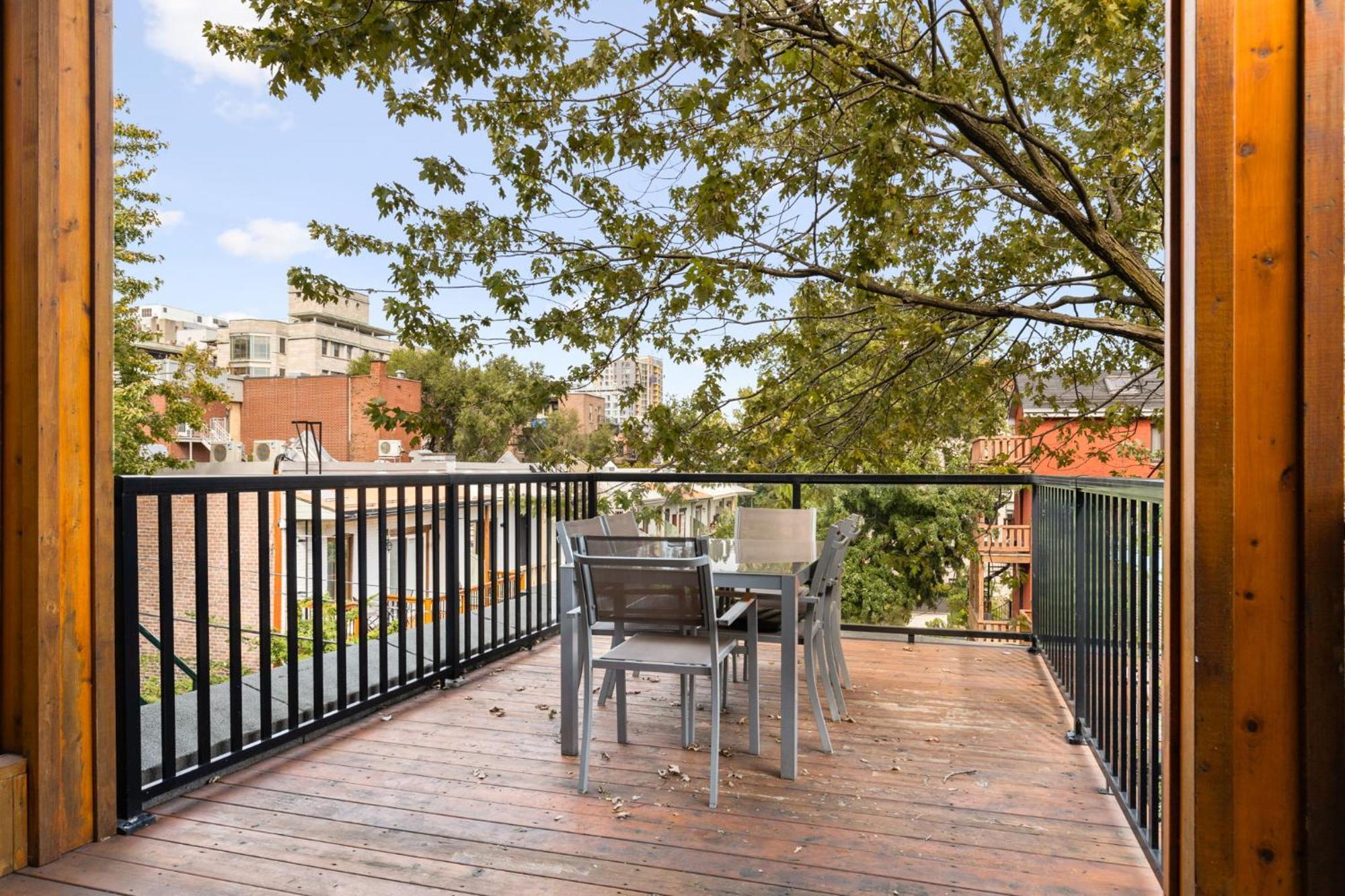 Luxury Penthouse Downtown Apartment Montreal