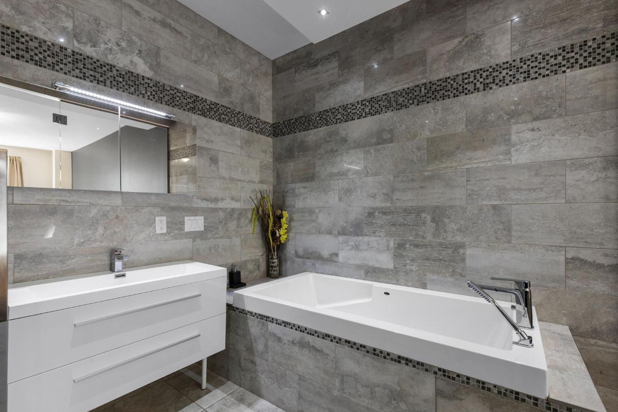 Luxury Penthouse Downtown * Montreal