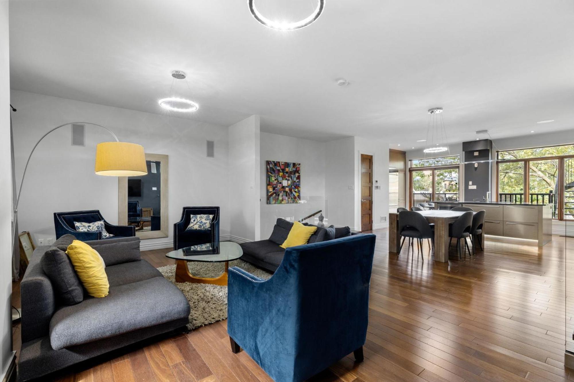 Luxury Penthouse Downtown Apartment Montreal