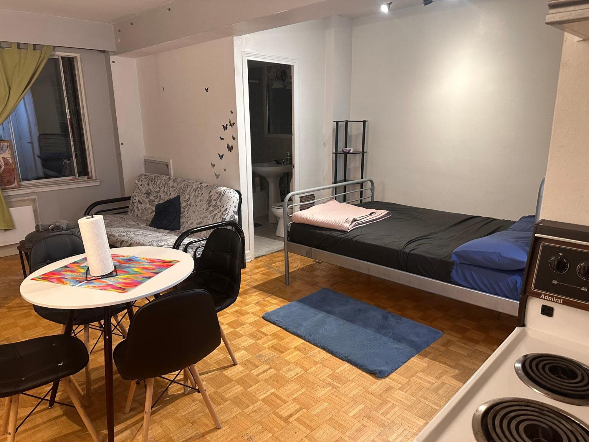 Cute Downtown Apartment Montreal